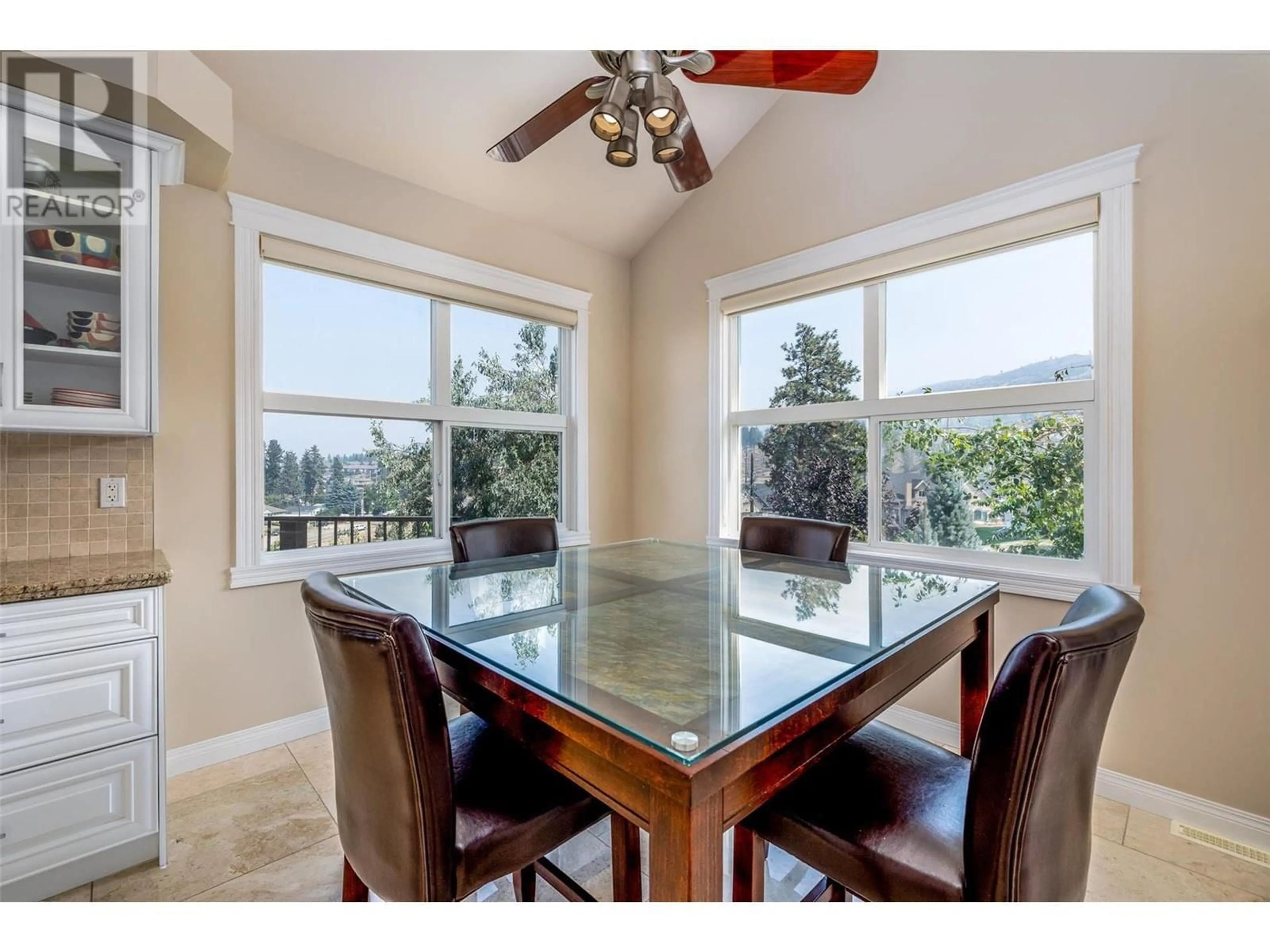 Dining room, unknown for 375 TRUMPETER COURT, Kelowna British Columbia V1W5J4