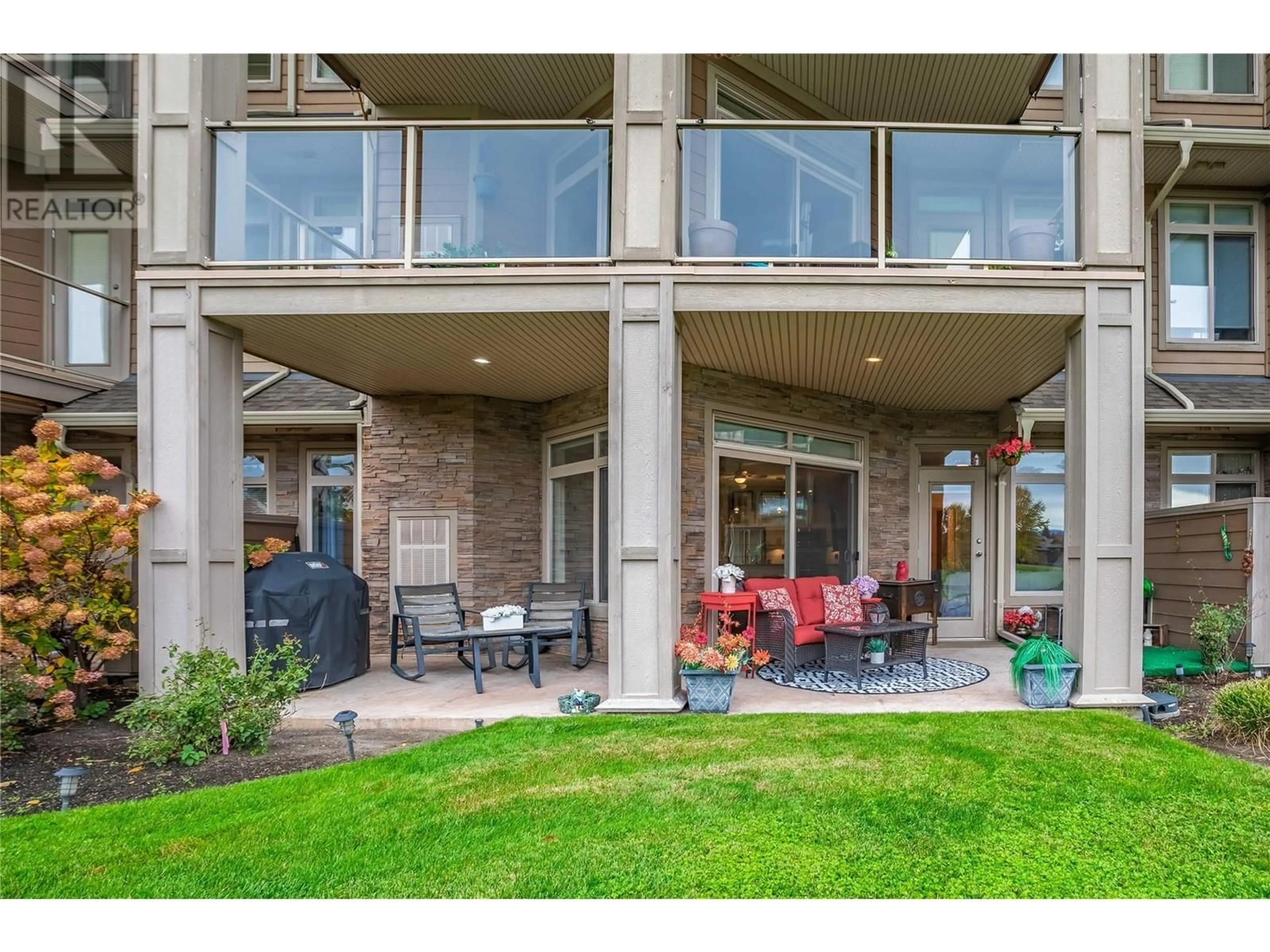 Patio, water/lake/river/ocean view for 107 - 3545 CARRINGTON ROAD, West Kelowna British Columbia V4T3A1