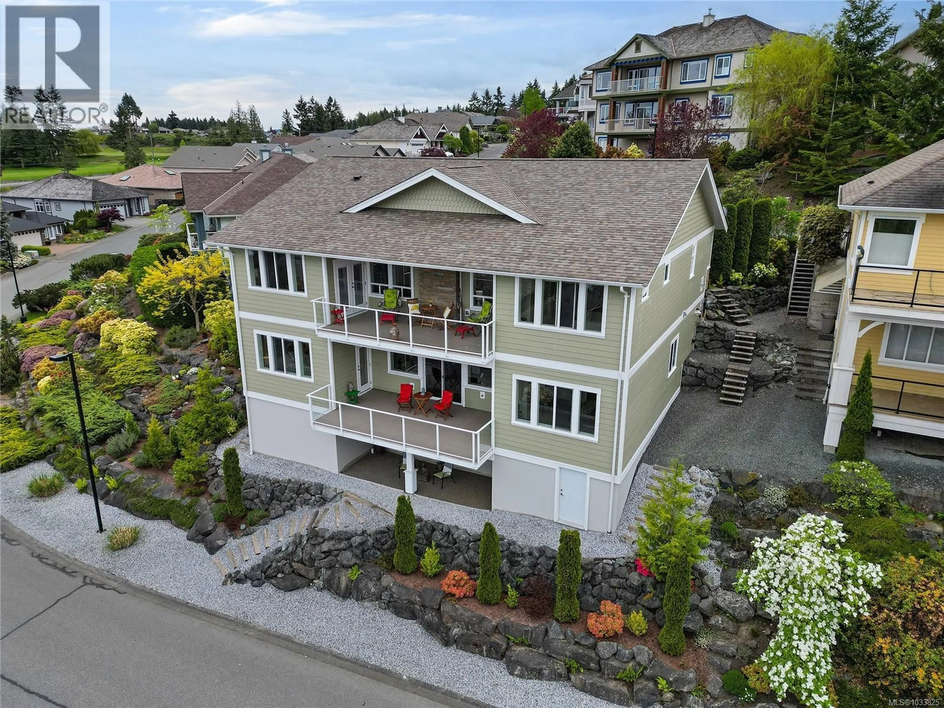 A pic from outside/outdoor area/front of a property/back of a property/a pic from drone, unknown for 627 ST. ANDREWS LANE, Cobble Hill British Columbia V8H0K8