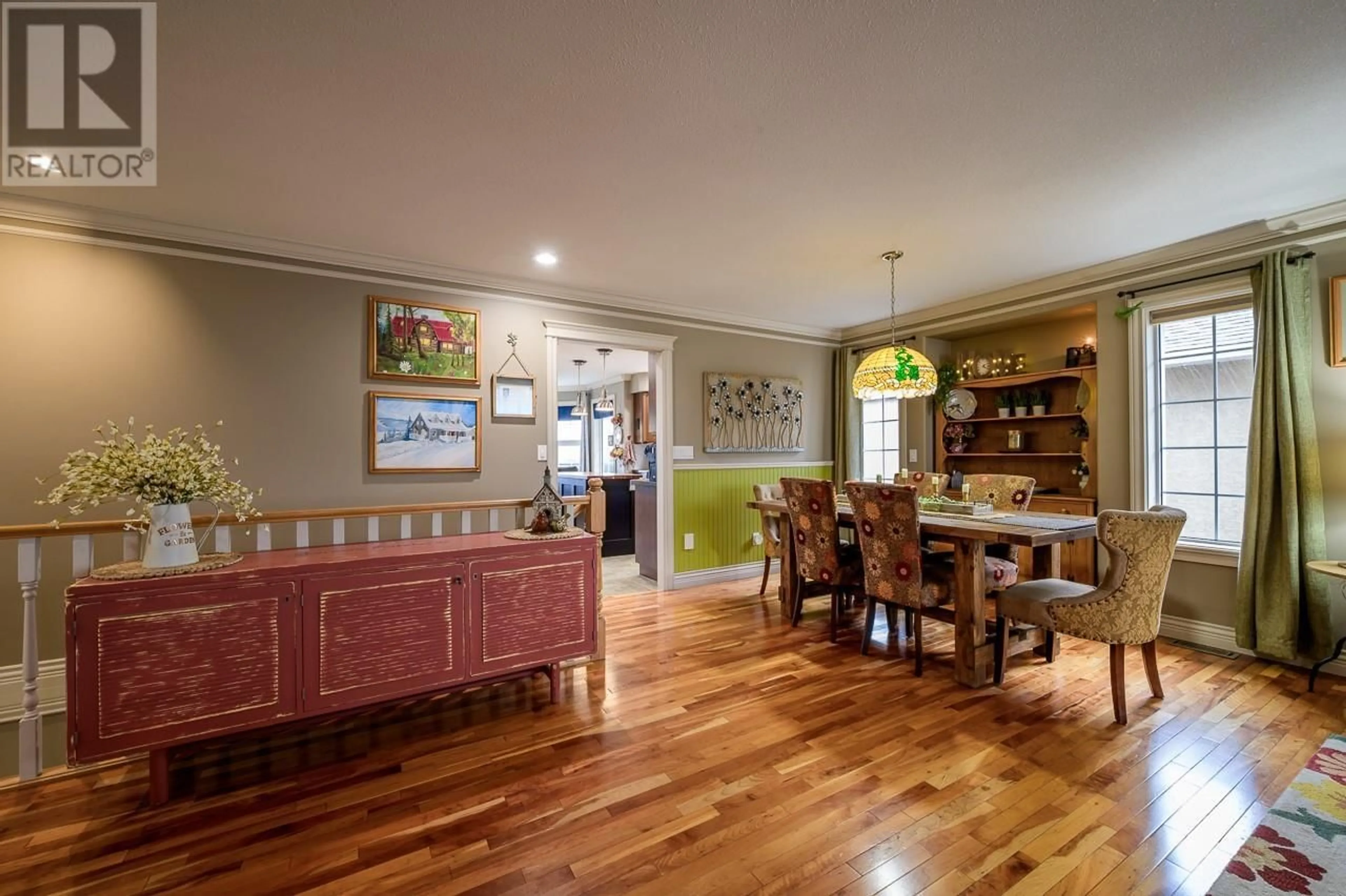 Dining room, unknown for 353 TUXFORD DRIVE, Kamloops British Columbia V2E2M7
