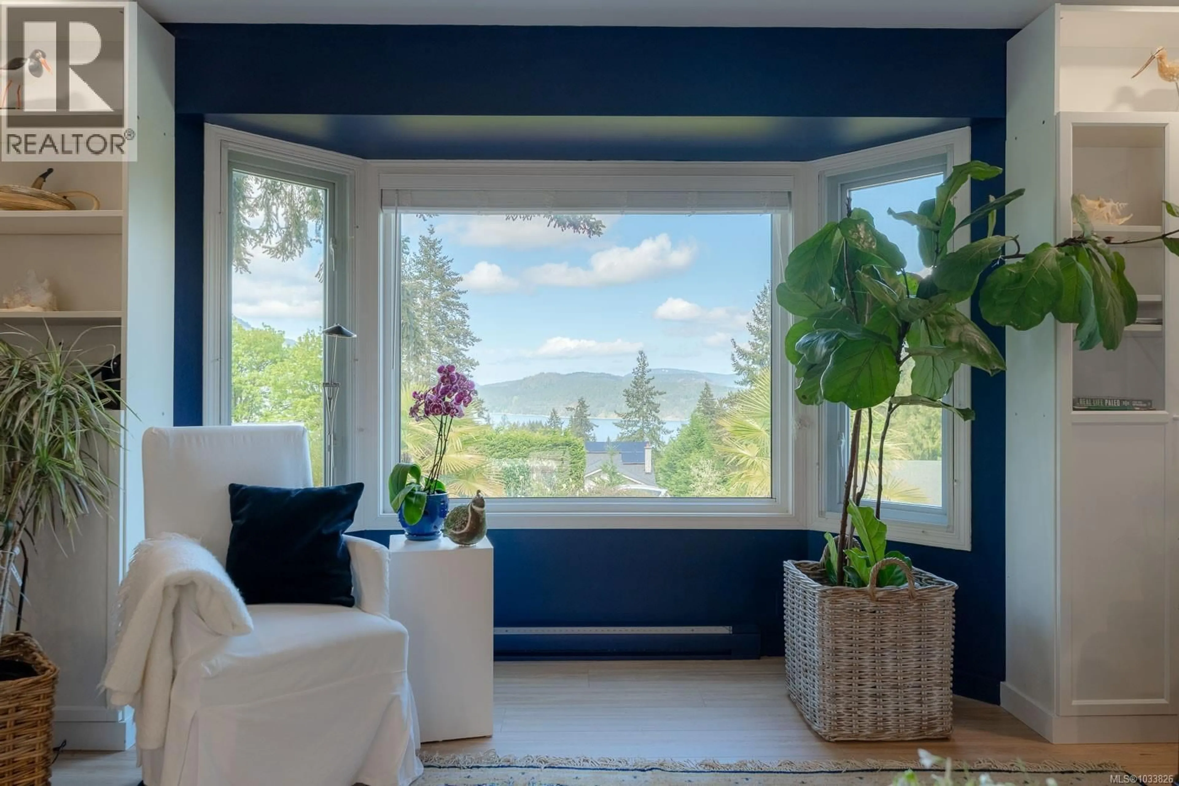 Living room with furniture, unknown for 1345 GARRETT PLACE, Cowichan Bay British Columbia V0R1N2