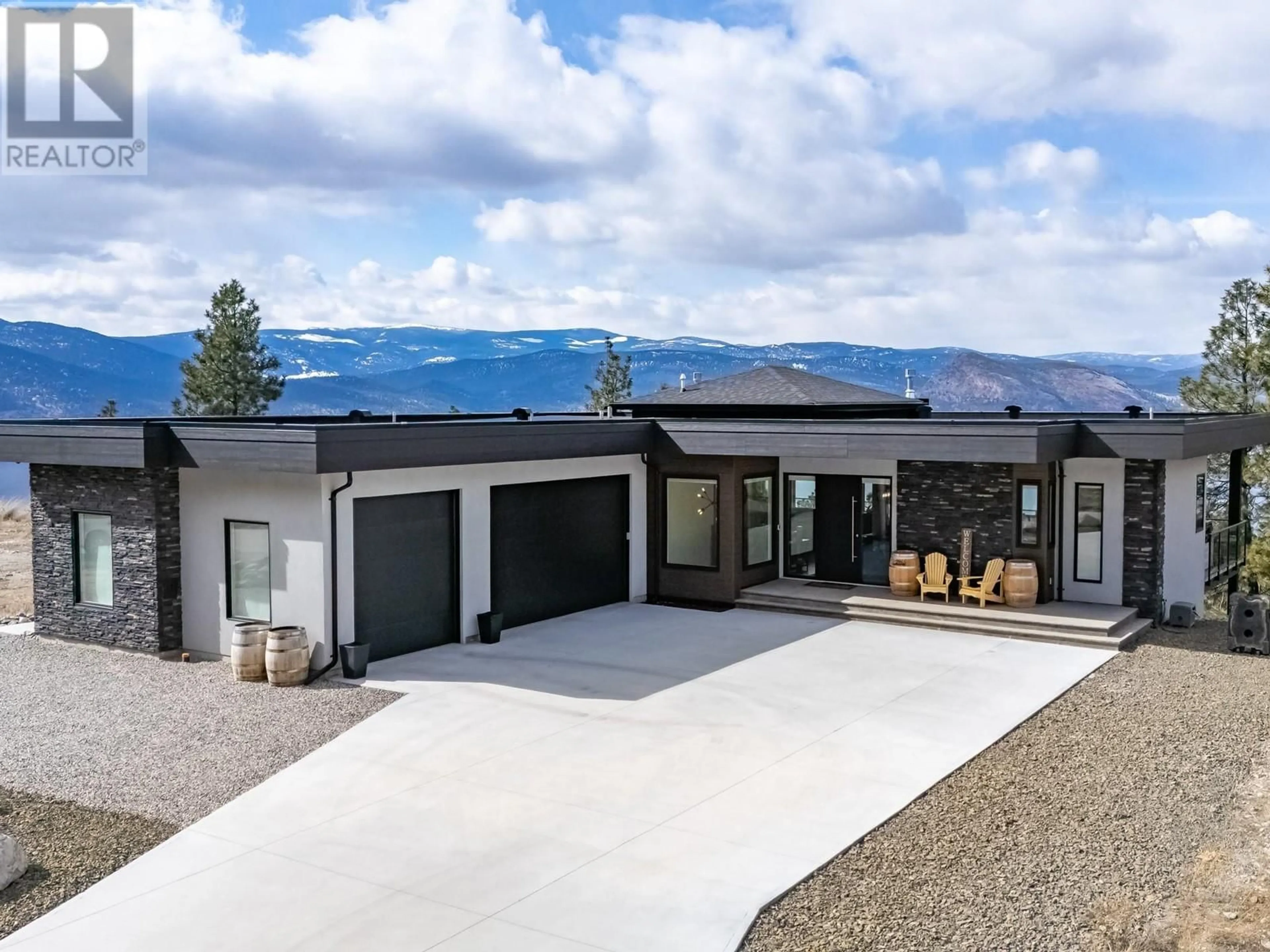 Home with vinyl exterior material, mountain view for 2965 OUTLOOK WAY, Naramata British Columbia V0H1N0