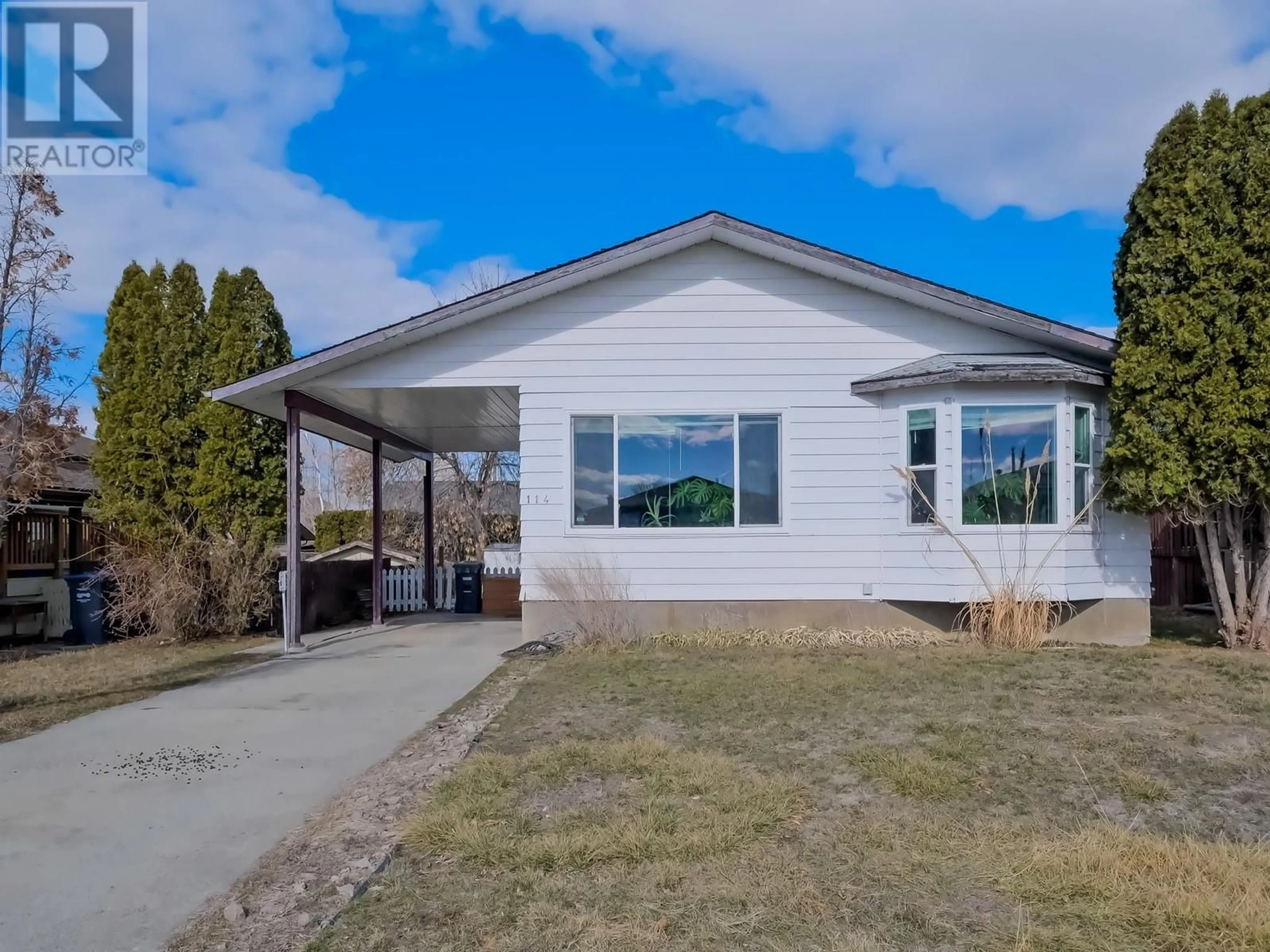 Home with vinyl exterior material, water/lake/river/ocean view for 114 Blairmore Crescent, Penticton British Columbia V2A7C5