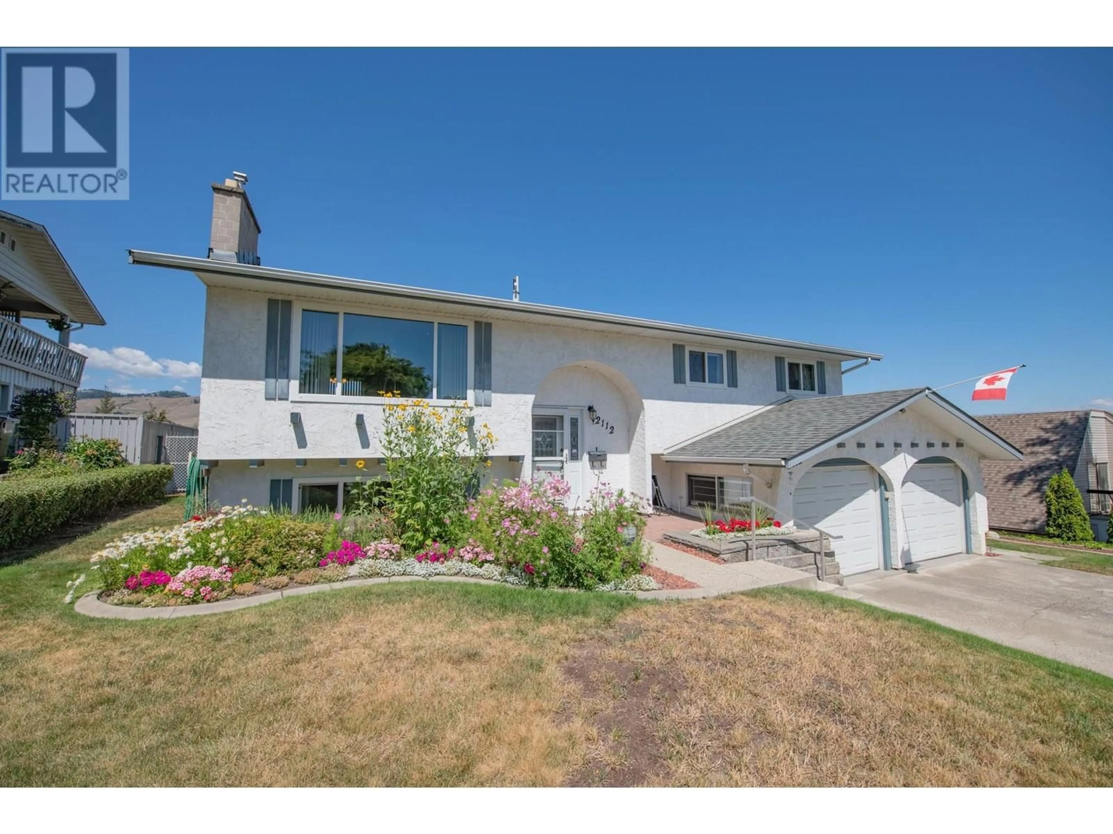 Home with vinyl exterior material, unknown for 2112 40 STREET, Vernon British Columbia V1T7P2