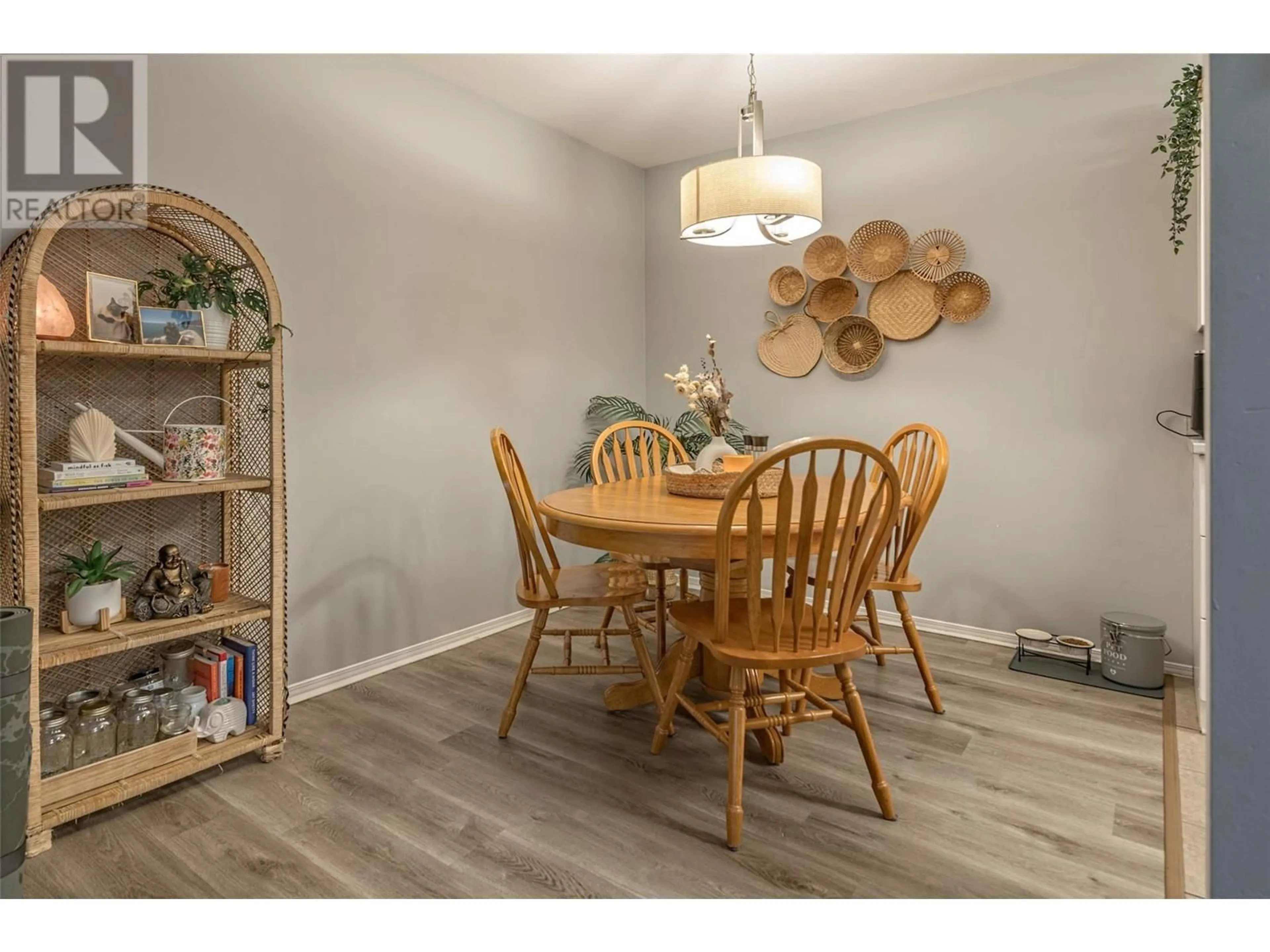 Dining room, wood/laminate floor for 3700 28A Street Unit# 106, Vernon British Columbia V1T9K6