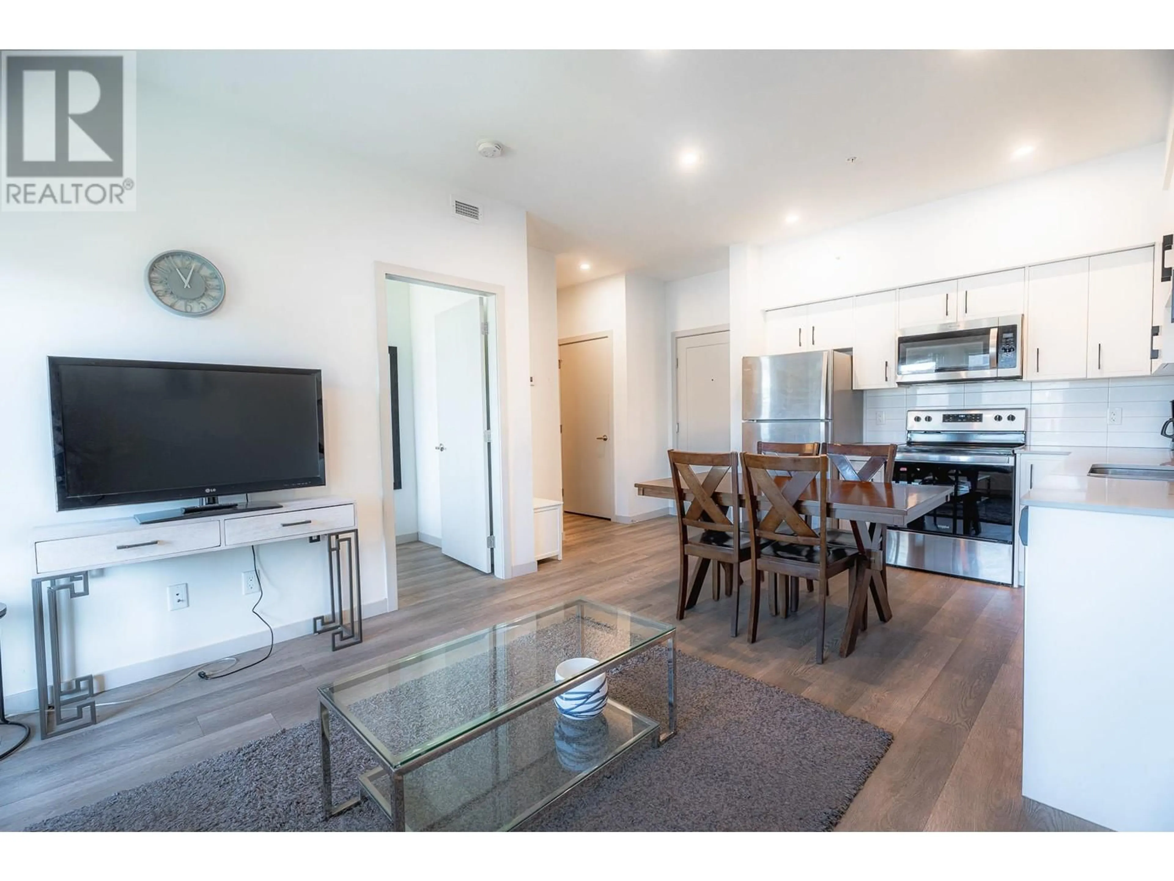 Unknown for 404 - 766 TRANQUILLE ROAD, Kamloops British Columbia V2B3J2