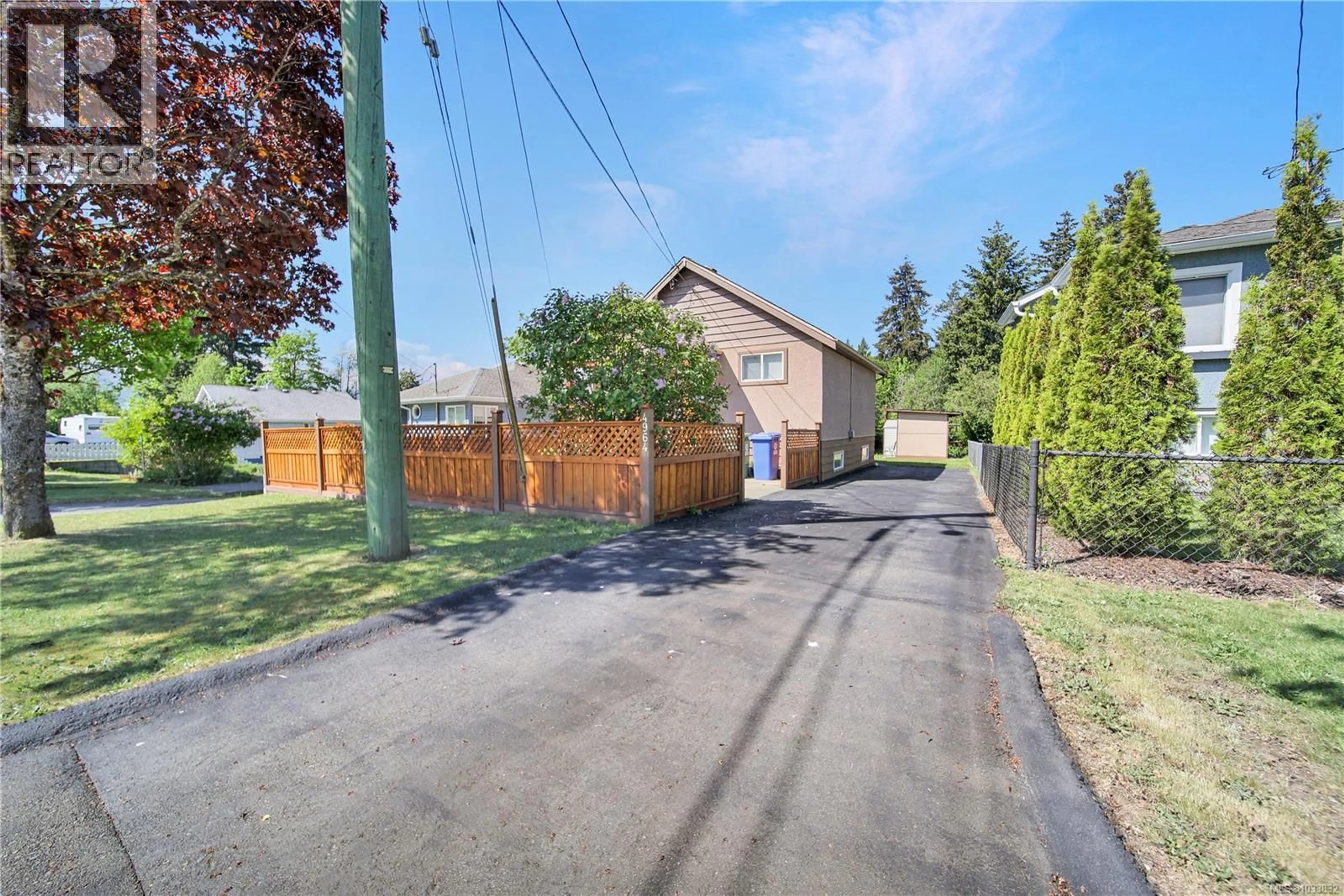 A pic from outside/outdoor area/front of a property/back of a property/a pic from drone, street for 4964 LESLIE AVENUE, Port Alberni British Columbia V9Y6S4