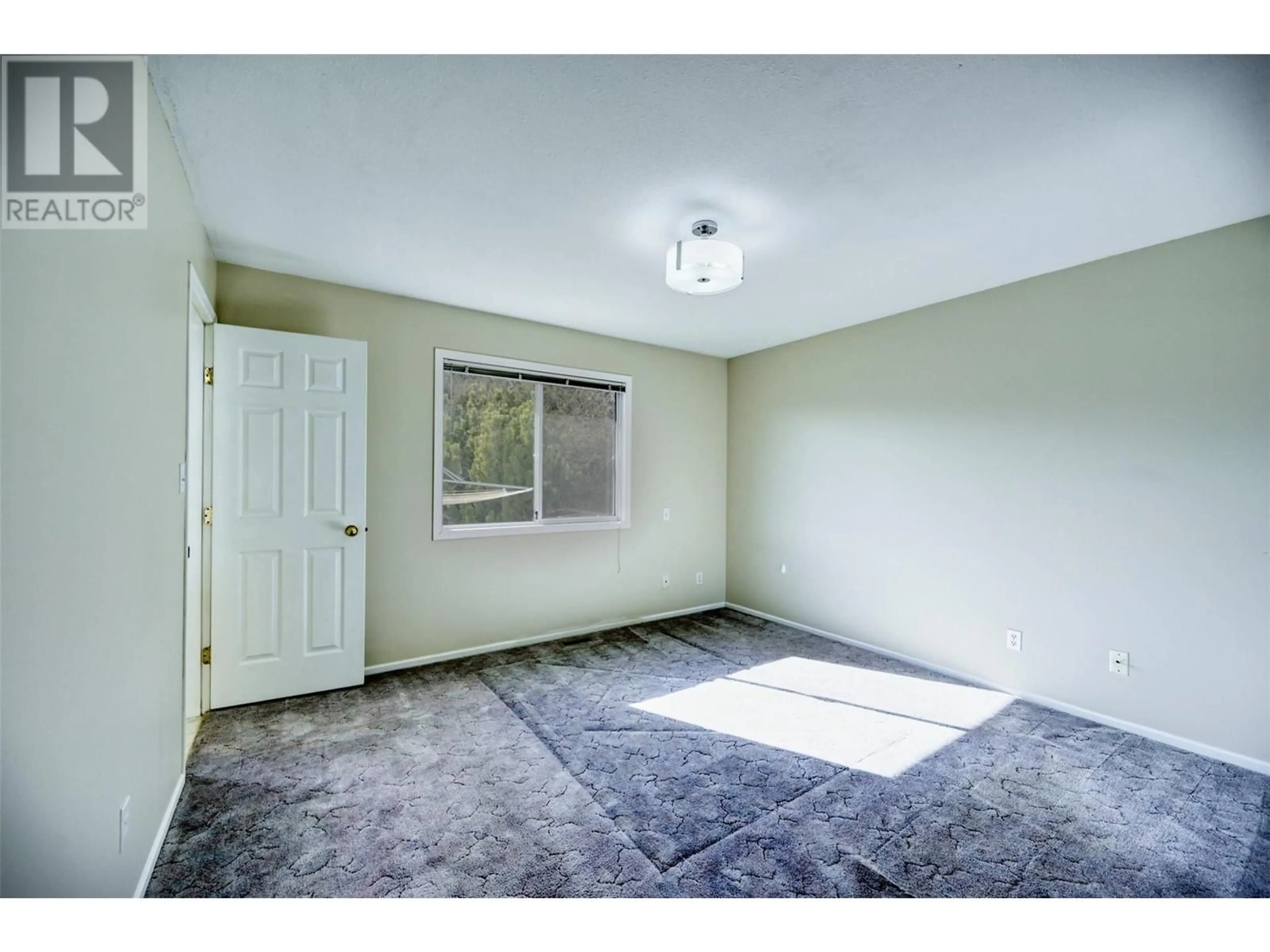 A pic of a room for 10408 87TH STREET, Osoyoos British Columbia V0H1V0