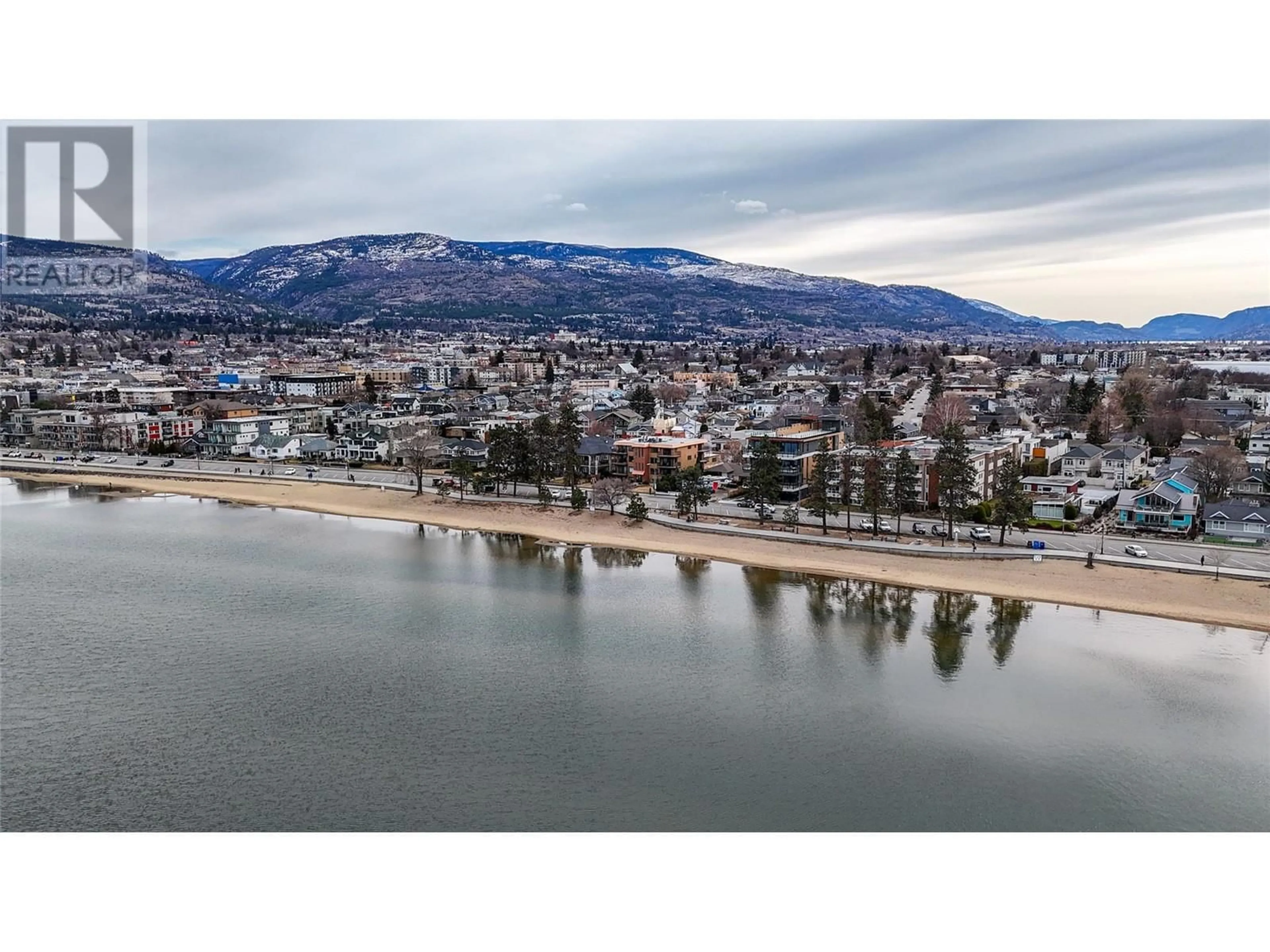 Blurry image for 578 Lakeshore Drive Unit# 202, Penticton British Columbia V2A1B9