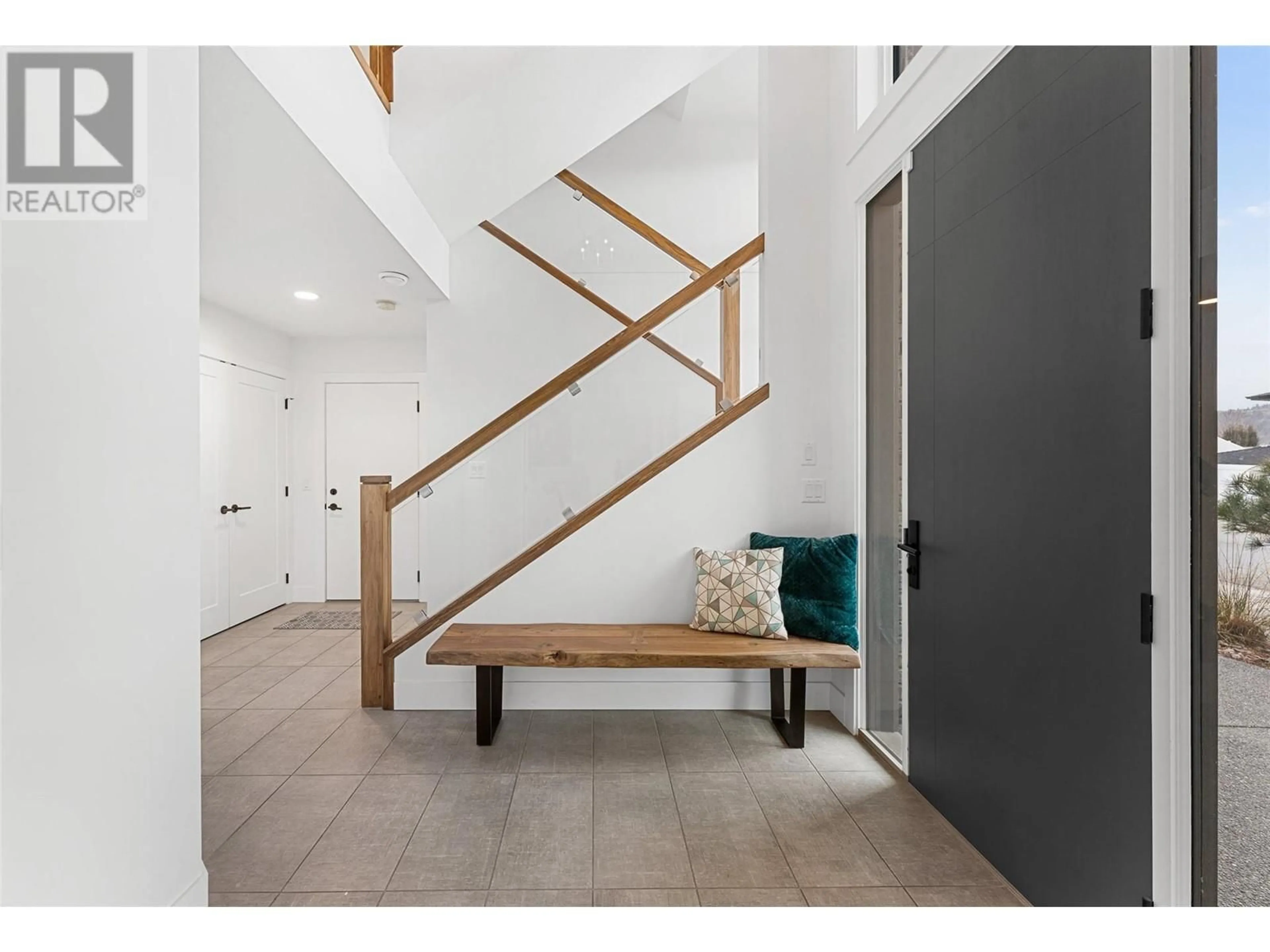 Unknown for 790 BOYNTON PLACE, Kelowna British Columbia V1V2Y1