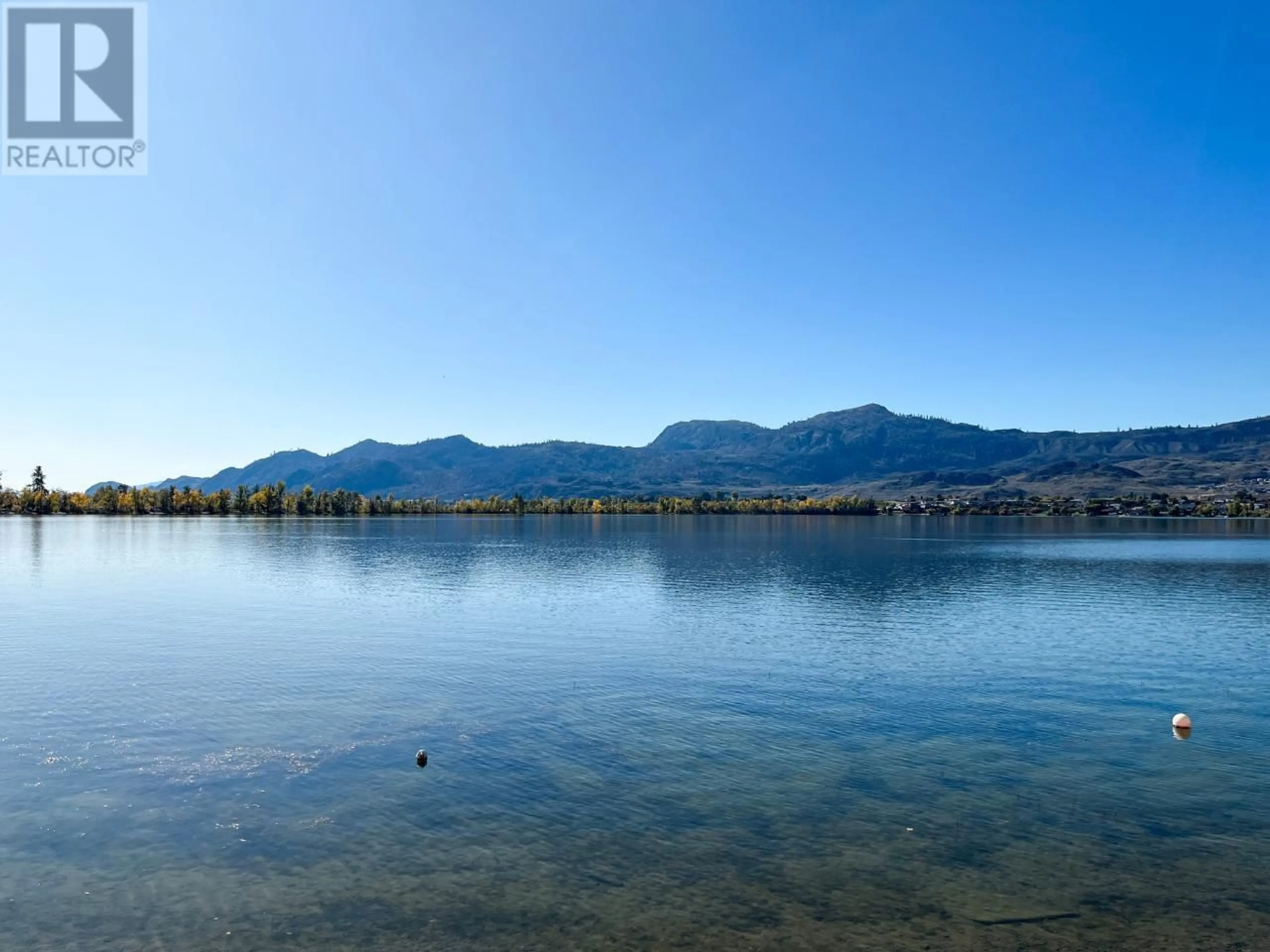 Blurry image for 73 HARBOUR KEY DRIVE, Osoyoos British Columbia V0H1V3