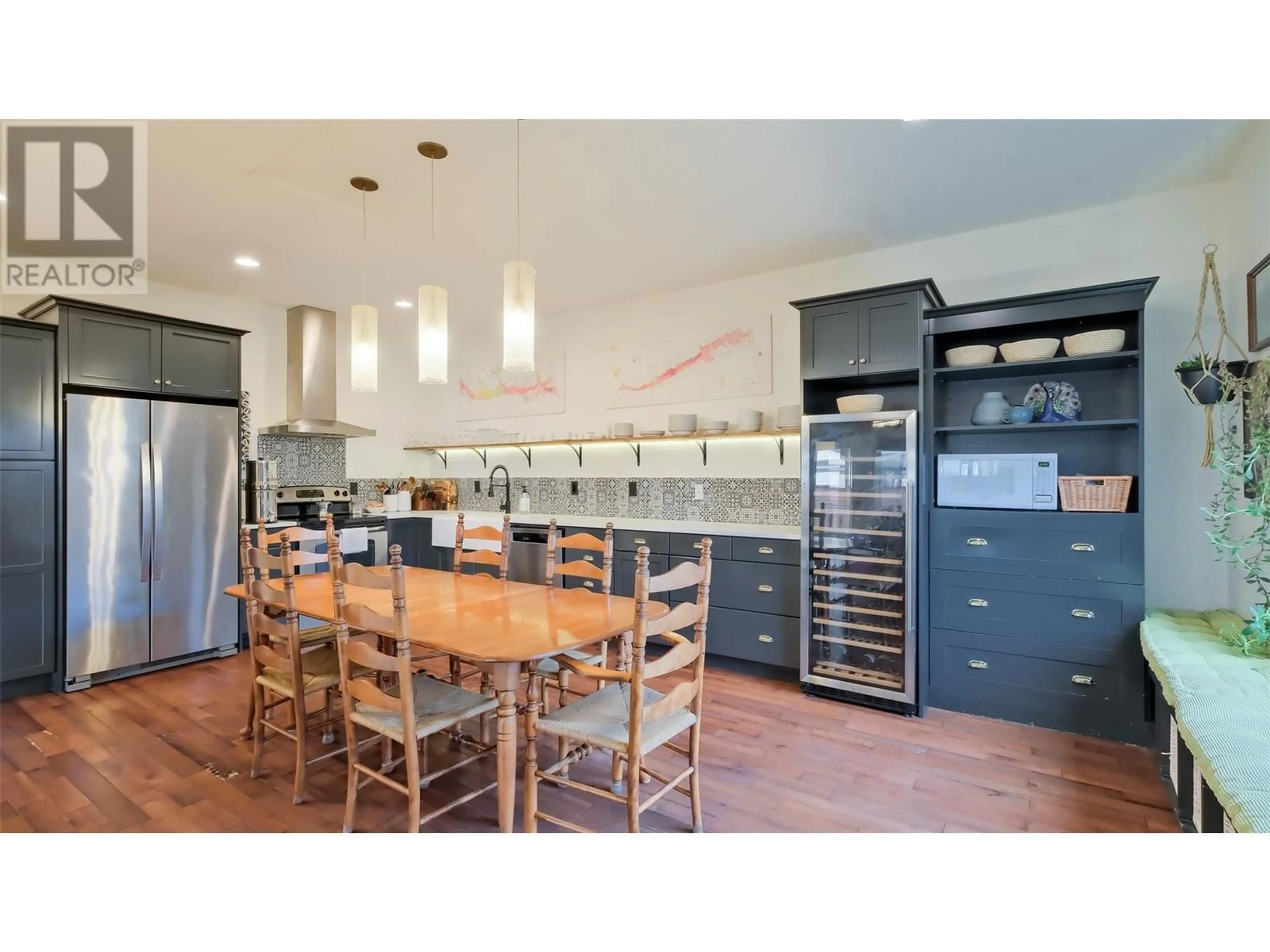 Open concept kitchen, unknown for 1818 BOWES STREET, Kelowna British Columbia V1Y0B3