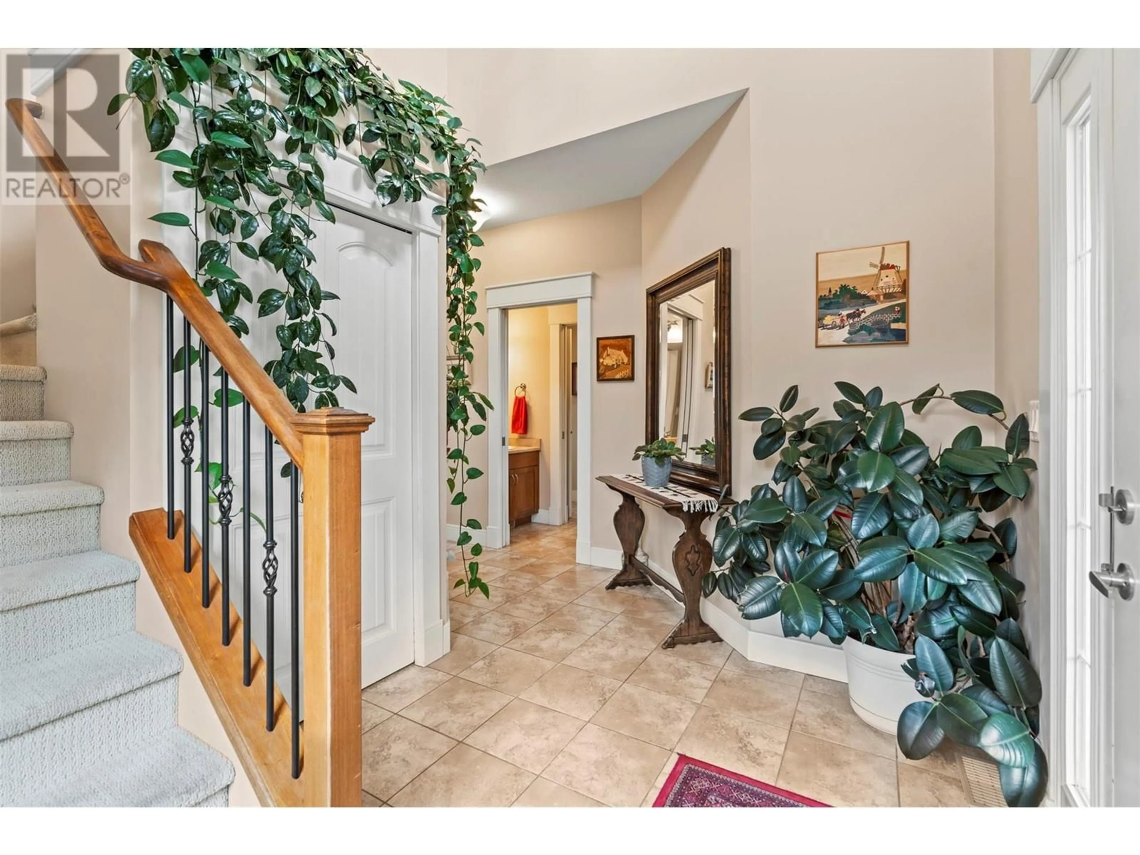 Indoor entryway for 4108 14 Street Unit# 106, Vernon British Columbia V1T8B9