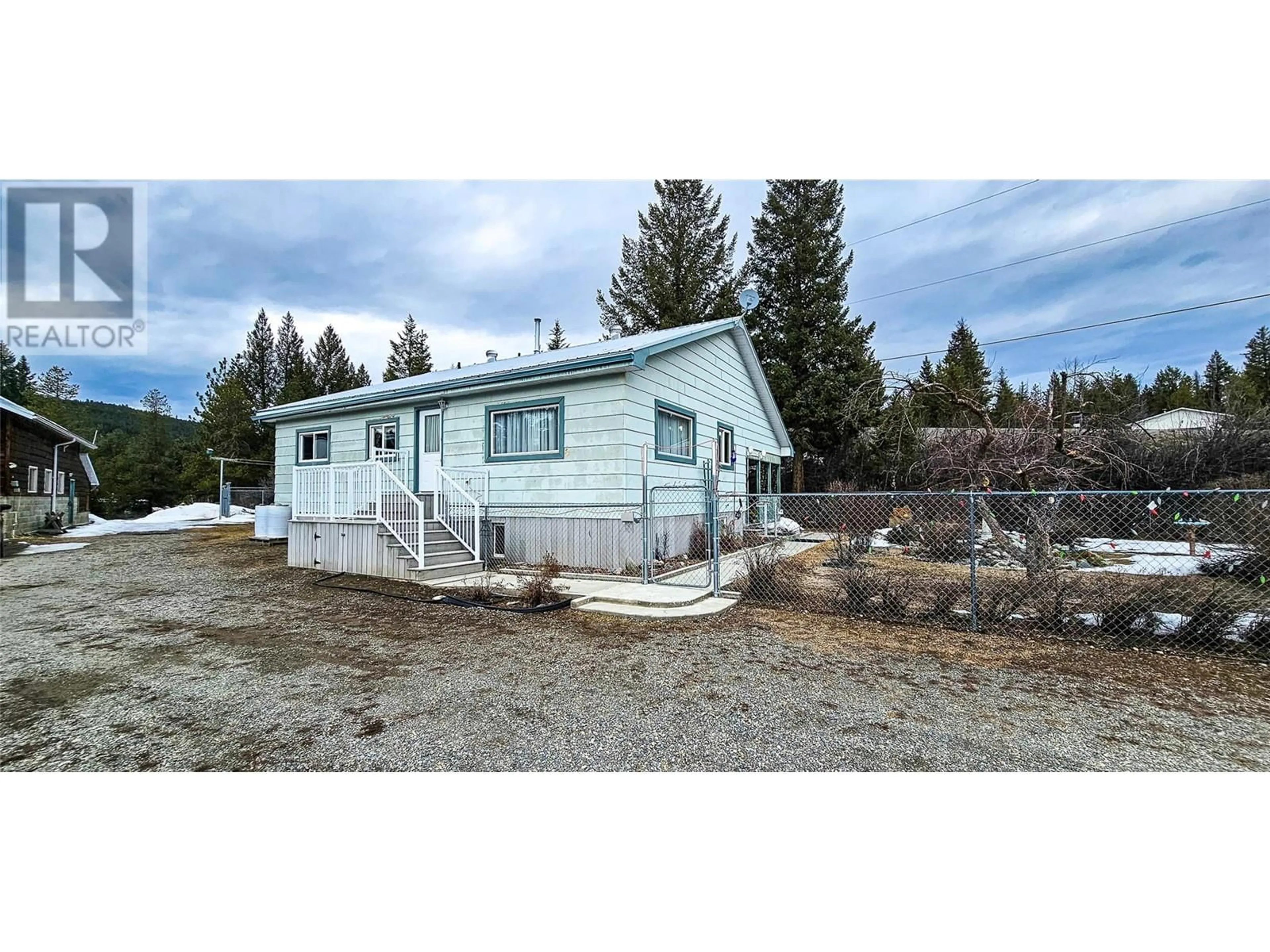 Home with vinyl exterior material, unknown for 3705 KAHN ROAD, Cranbrook British Columbia V1C6S8