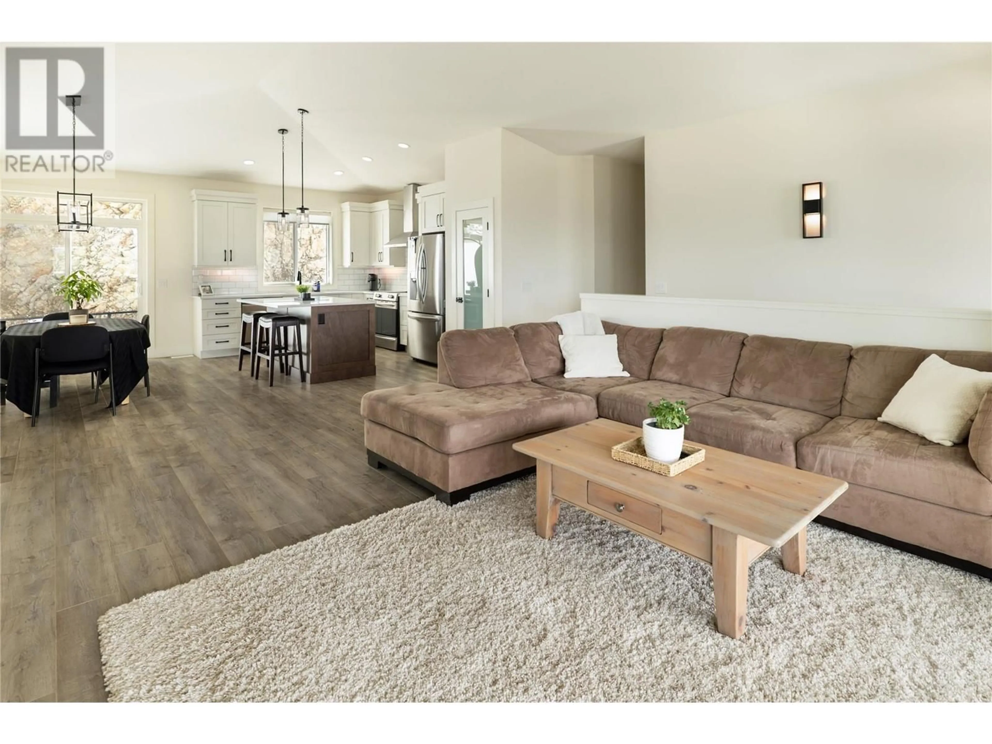 Living room with furniture, unknown for 2203 LAVETTA DRIVE, Kelowna British Columbia V1P1V1