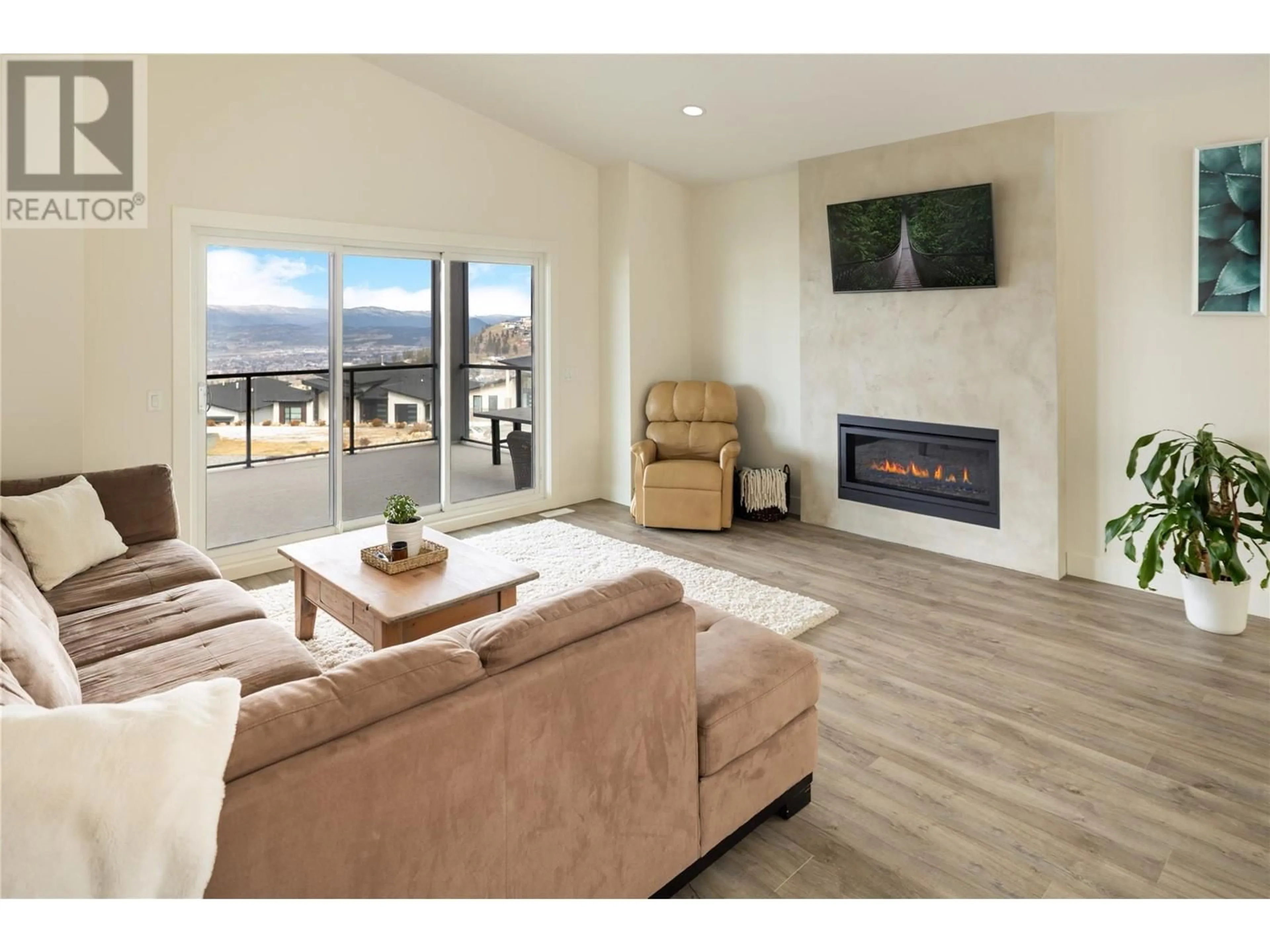 Living room with furniture, unknown for 2203 LAVETTA DRIVE, Kelowna British Columbia V1P1V1