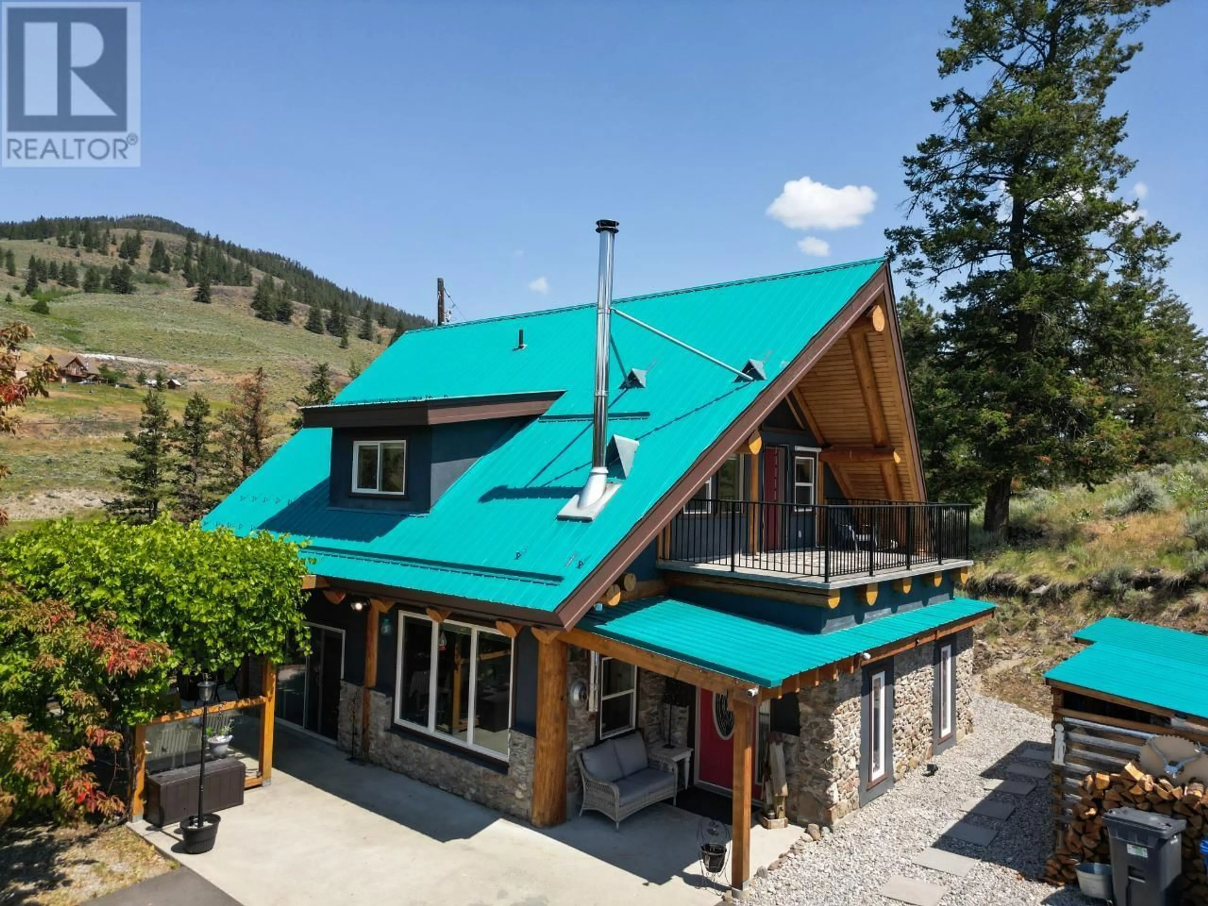 A pic from outside/outdoor area/front of a property/back of a property/a pic from drone, mountain view for 789 TOY CREEK ROAD, Kaleden British Columbia V0H1K0