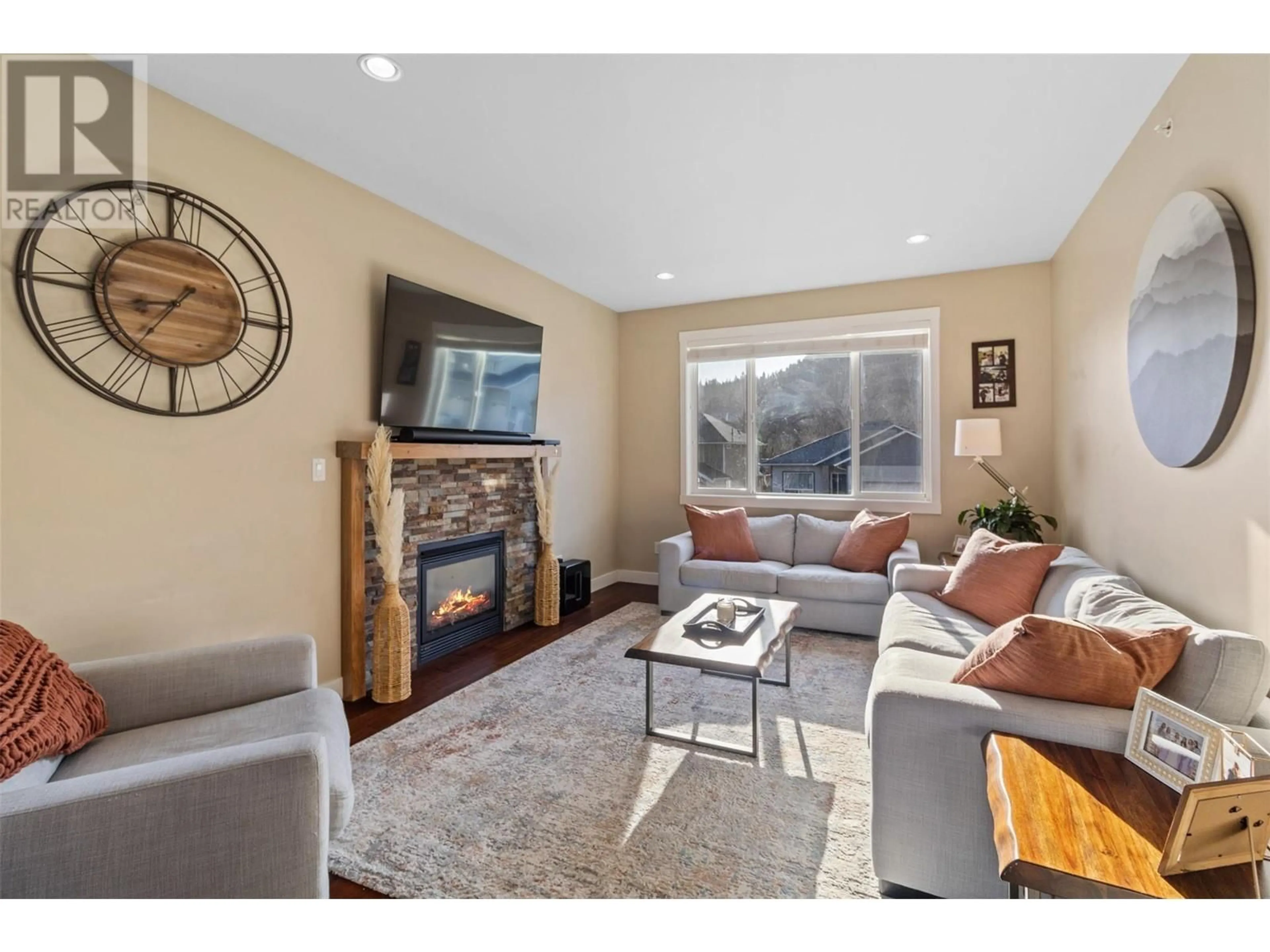 Living room with furniture, unknown for 8962 GRIZZLY Crescent, Kamloops British Columbia v2c6v2