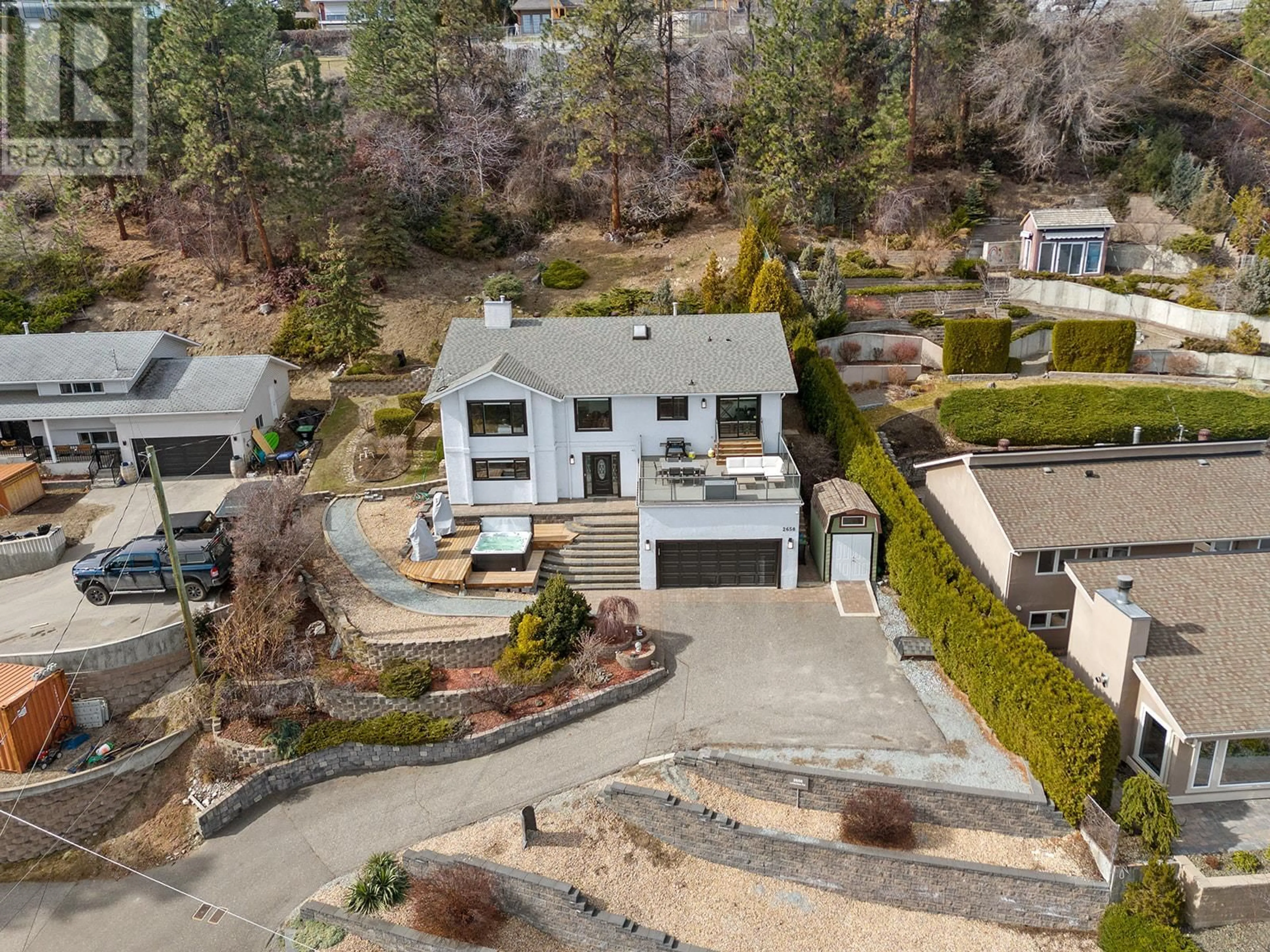 A pic from outside/outdoor area/front of a property/back of a property/a pic from drone, street for 2658 LAKEVIEW ROAD, West Kelowna British Columbia V1Z1Y4