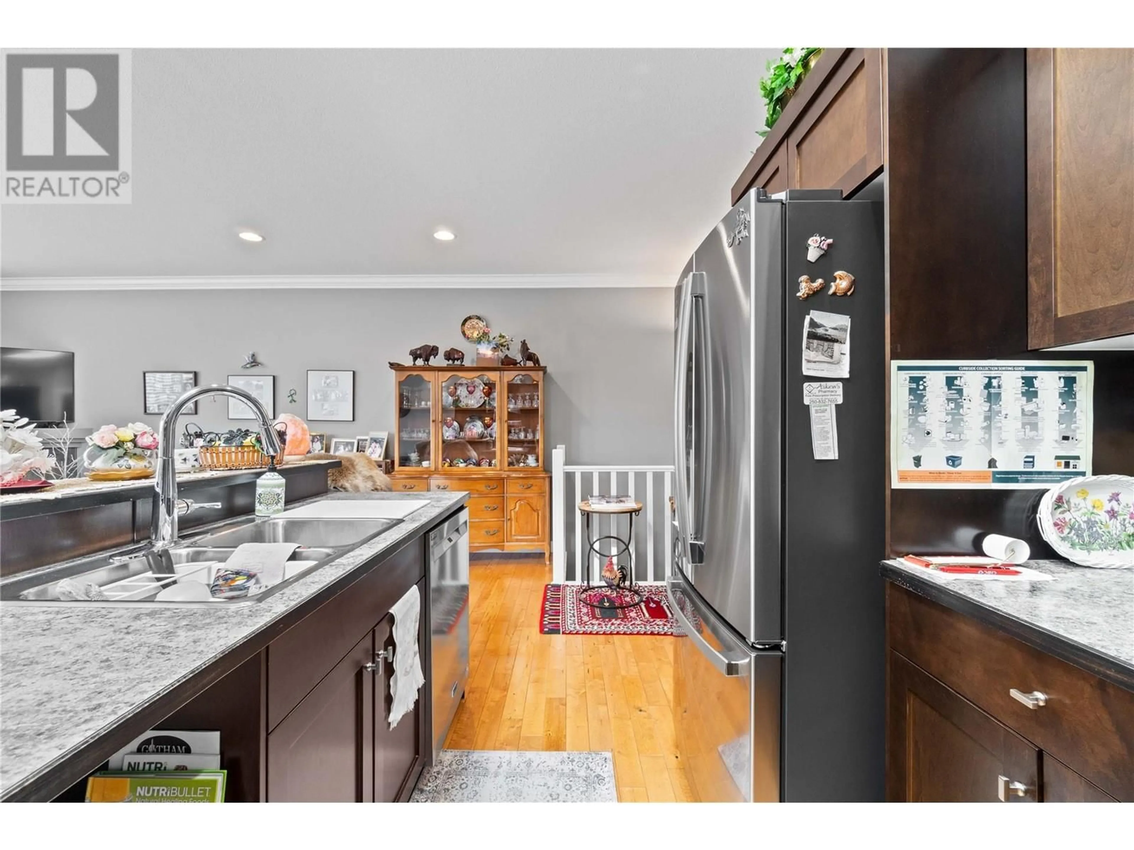 Open concept kitchen, unknown for 20 - 2751 15 AVENUE NORTHEAST, Salmon Arm British Columbia V1E0B5