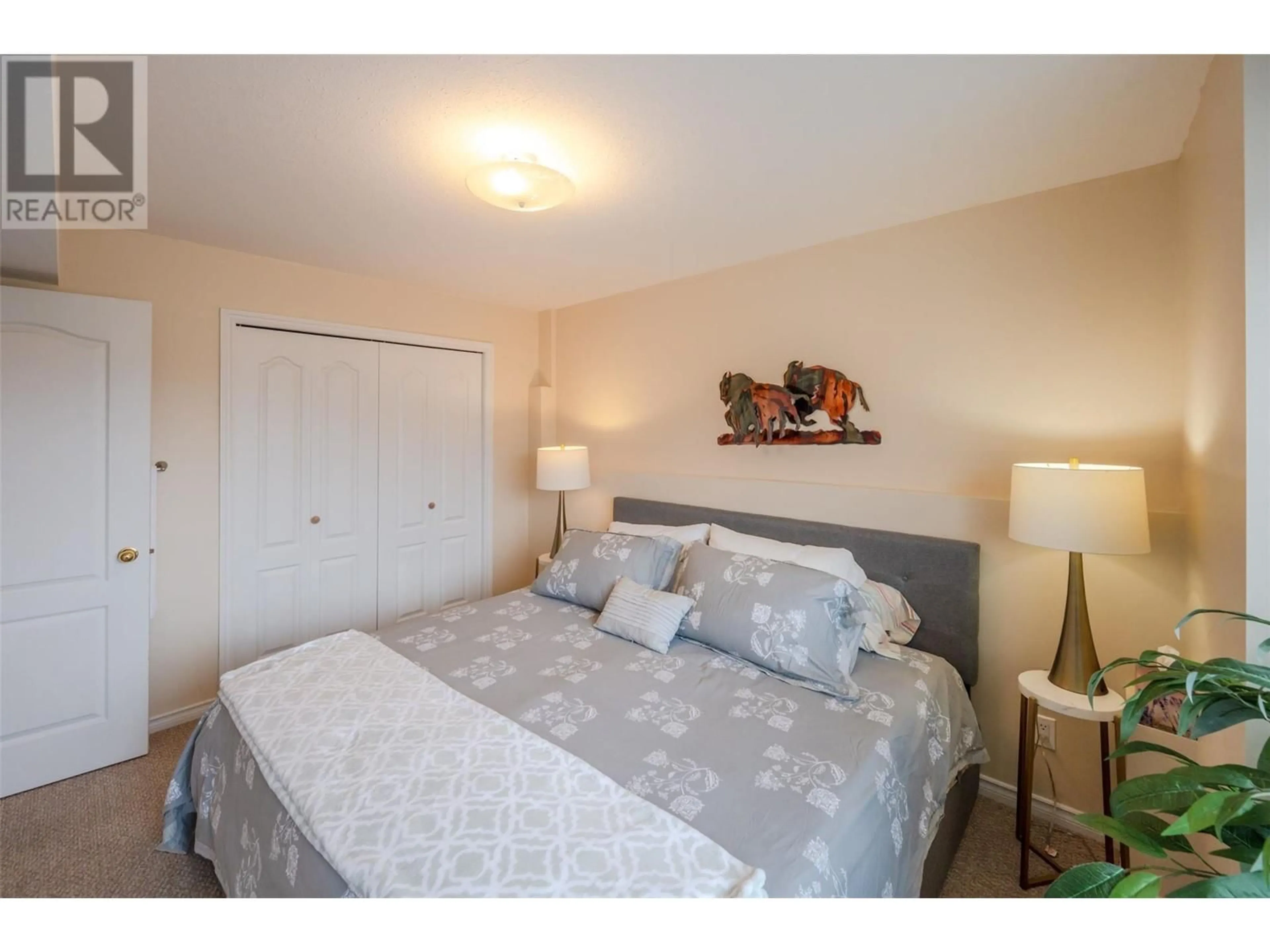 Bedroom with bed, unknown for 11702 GOLF COURSE DRIVE, Osoyoos British Columbia V0H1V4