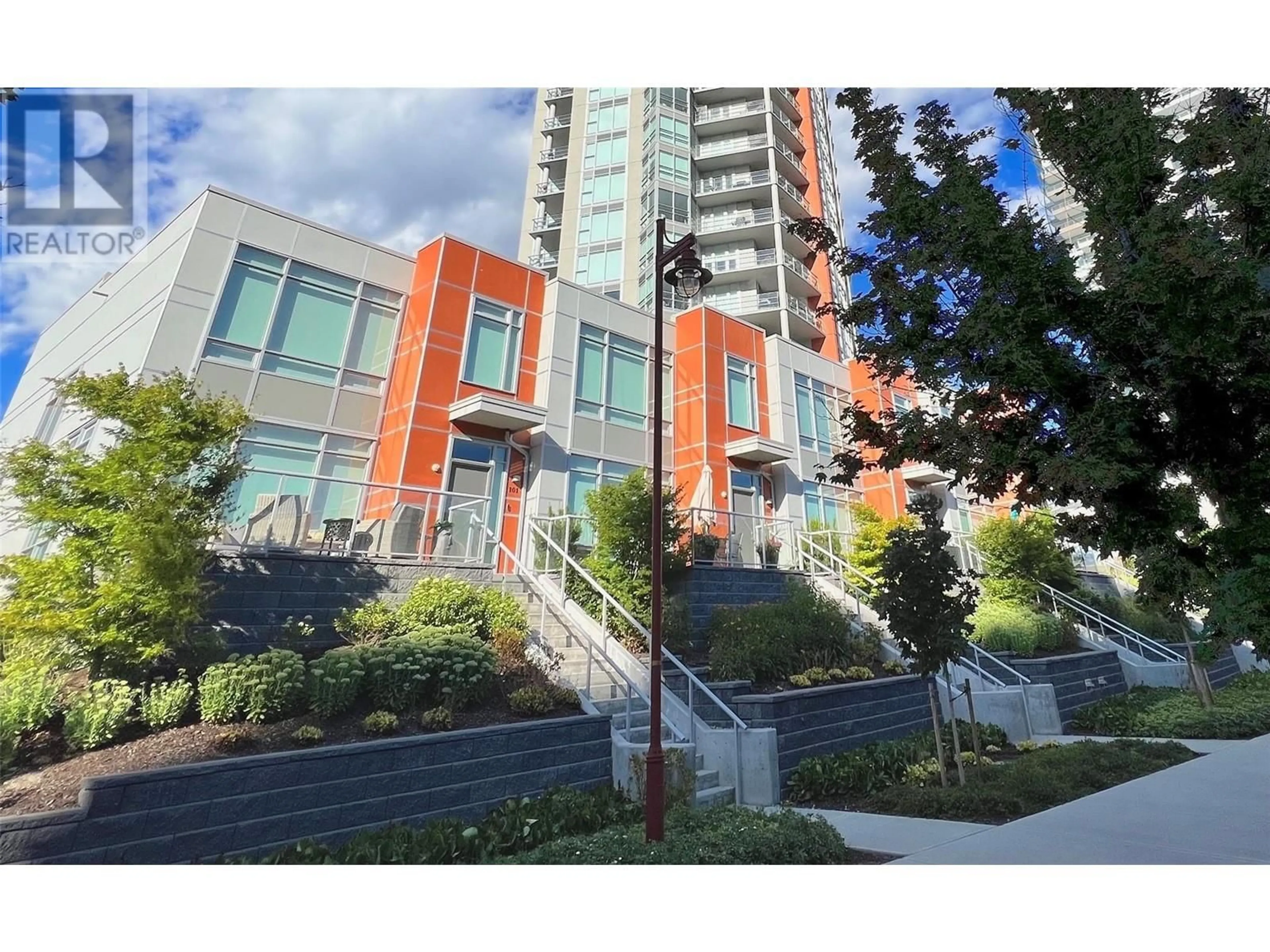 Unknown for TH103 - 1151 SUNSET DRIVE, Kelowna British Columbia V1Y0G2