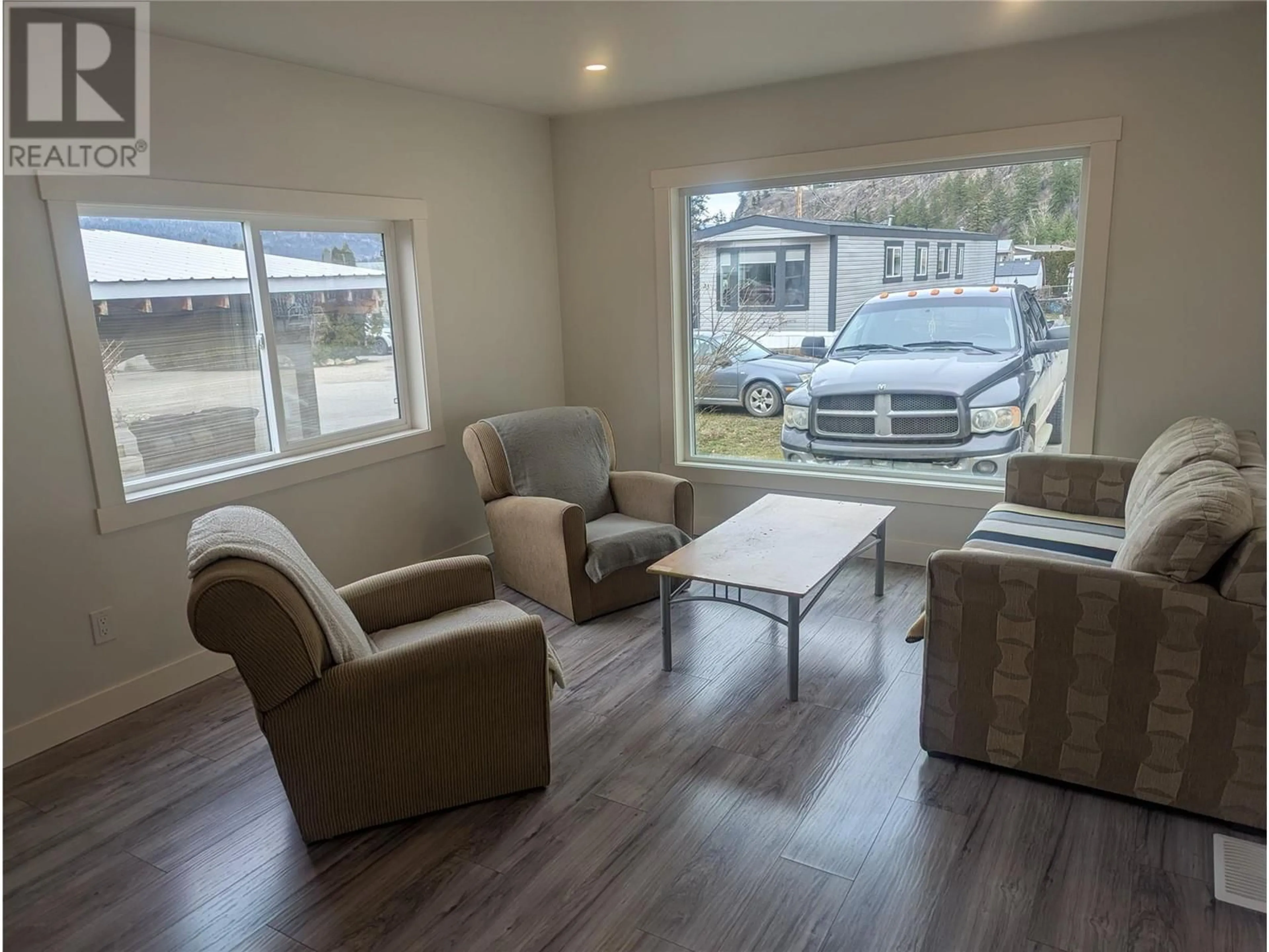Living room with furniture, unknown for 32 - 1214 OKANAGAN AVENUE, Chase British Columbia V0E1M0