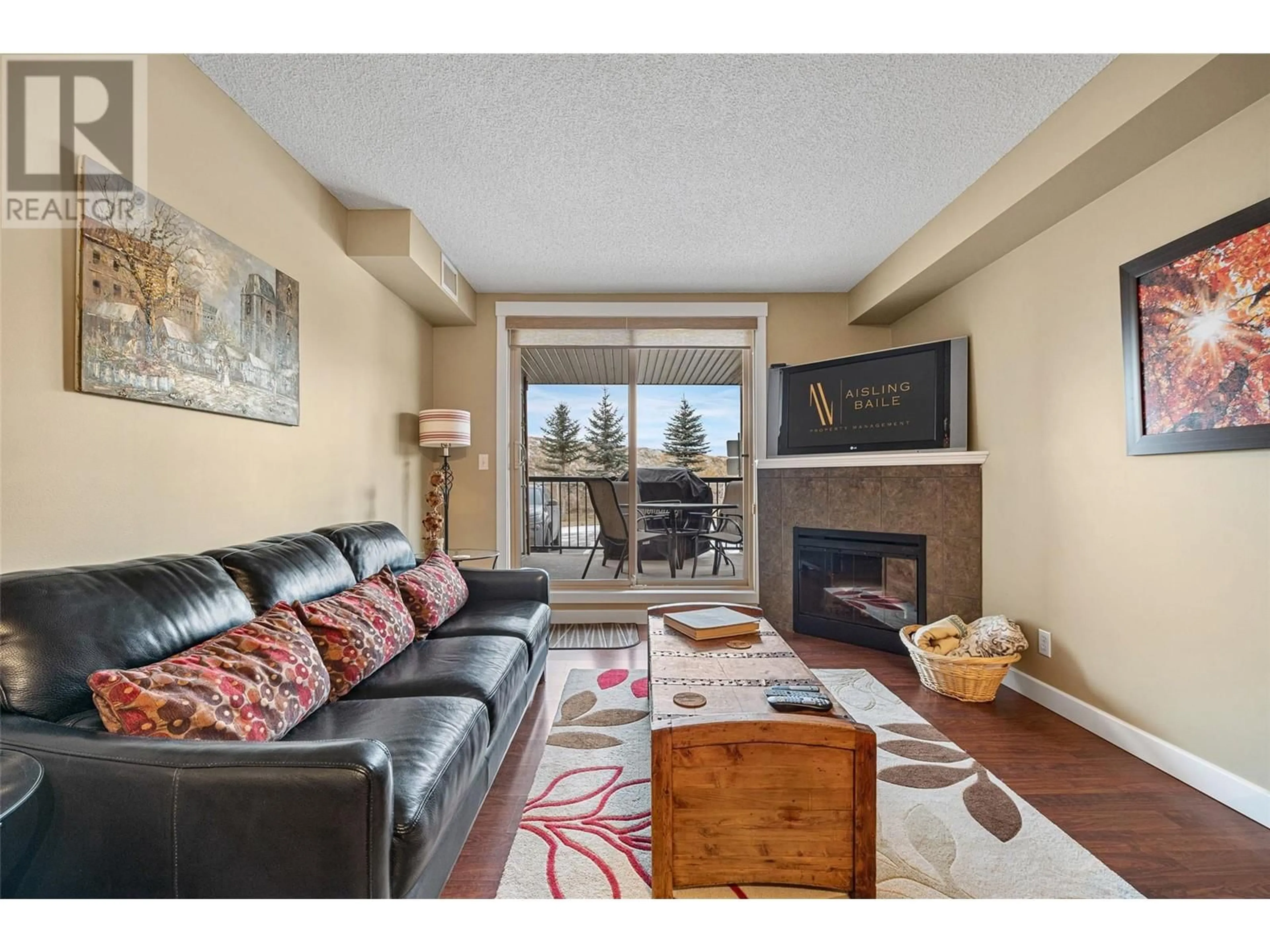 Living room with furniture, unknown for 1113 - 205 THIRD AVENUE, Invermere British Columbia V0A1K7