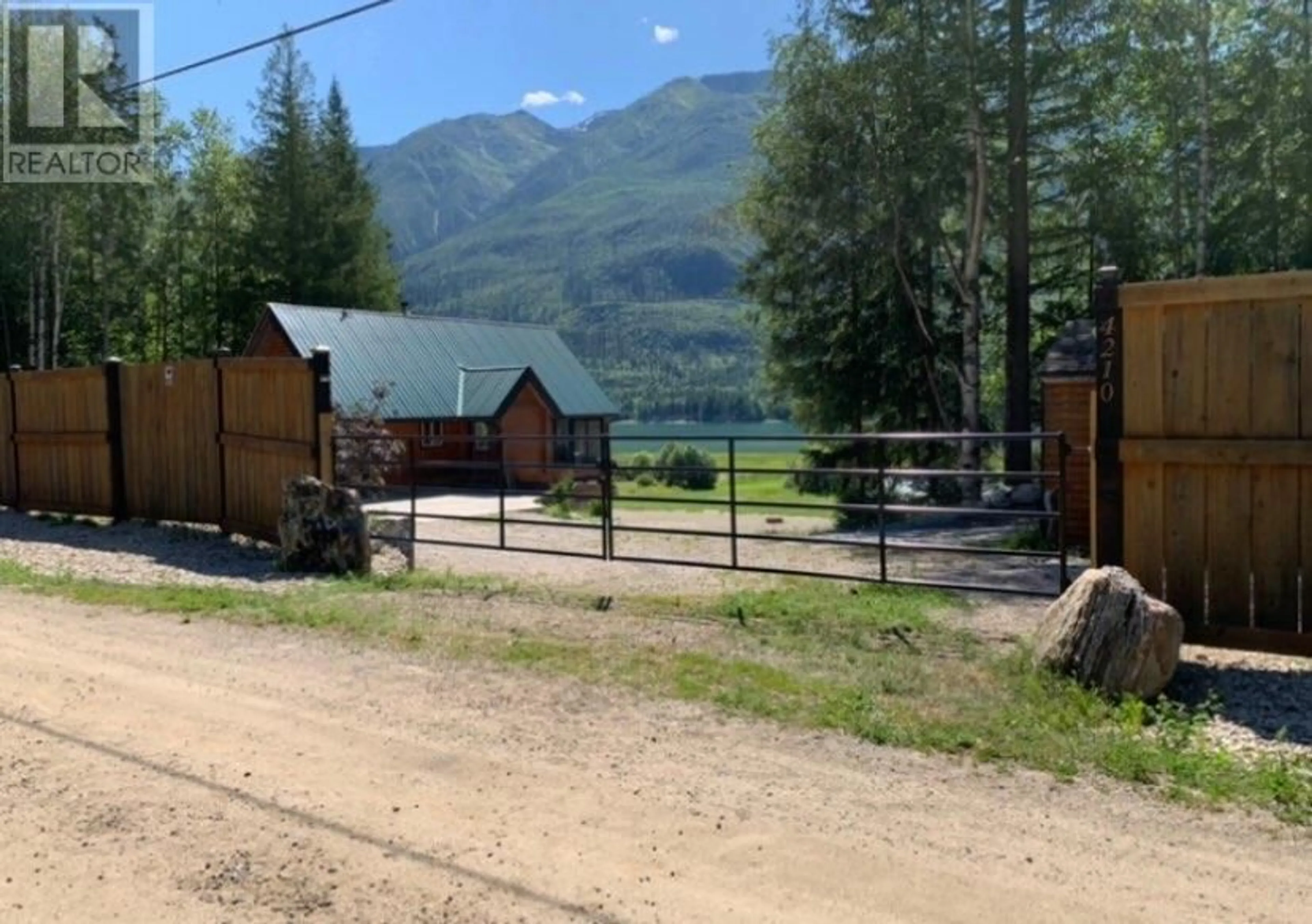 A pic from outside/outdoor area/front of a property/back of a property/a pic from drone, mountain view for 4210 MOLE Road, Burton British Columbia V0G1R0