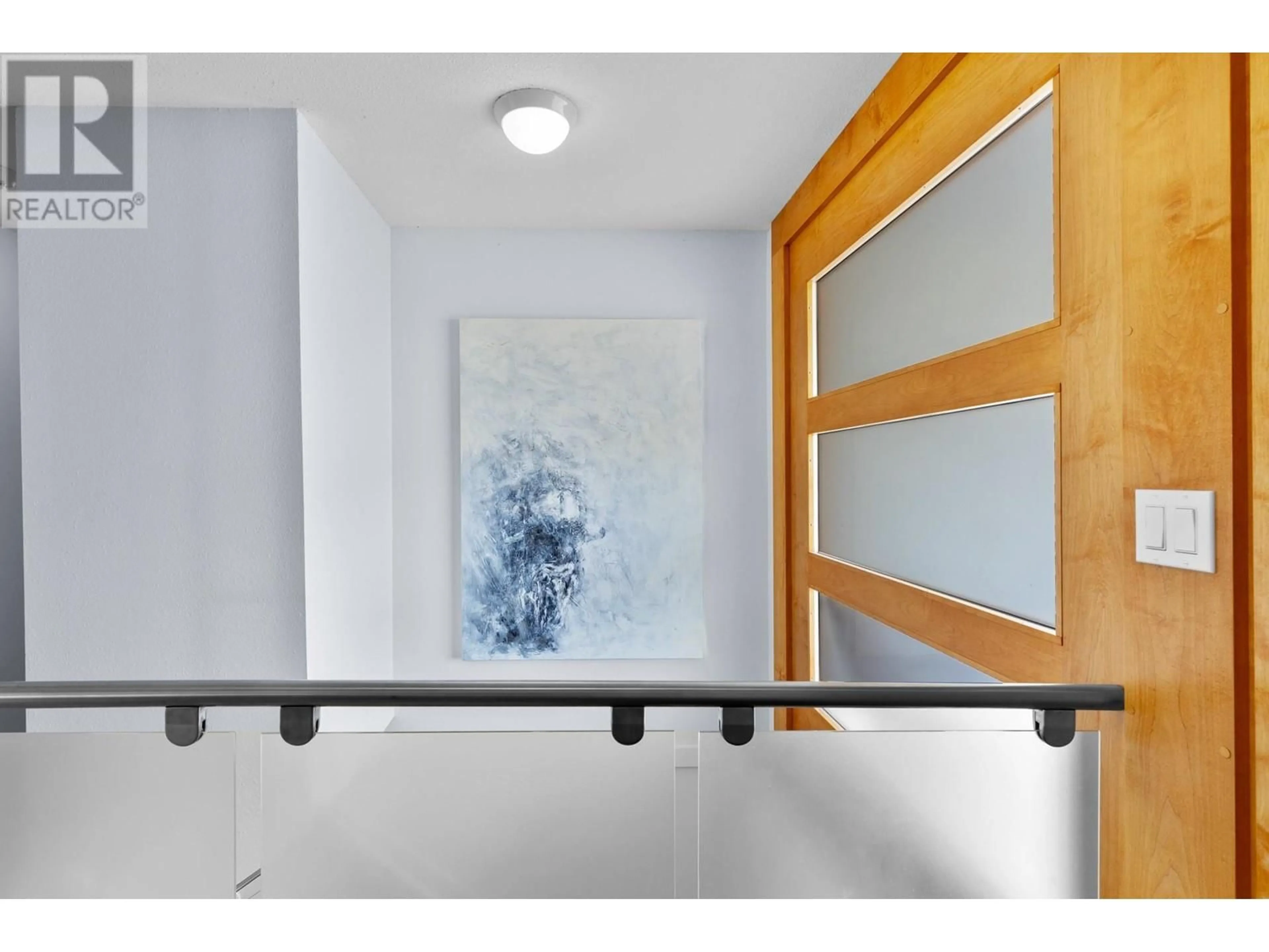Indoor foyer for 2283 BLAIR COURT, Lake Country British Columbia V1V1J1