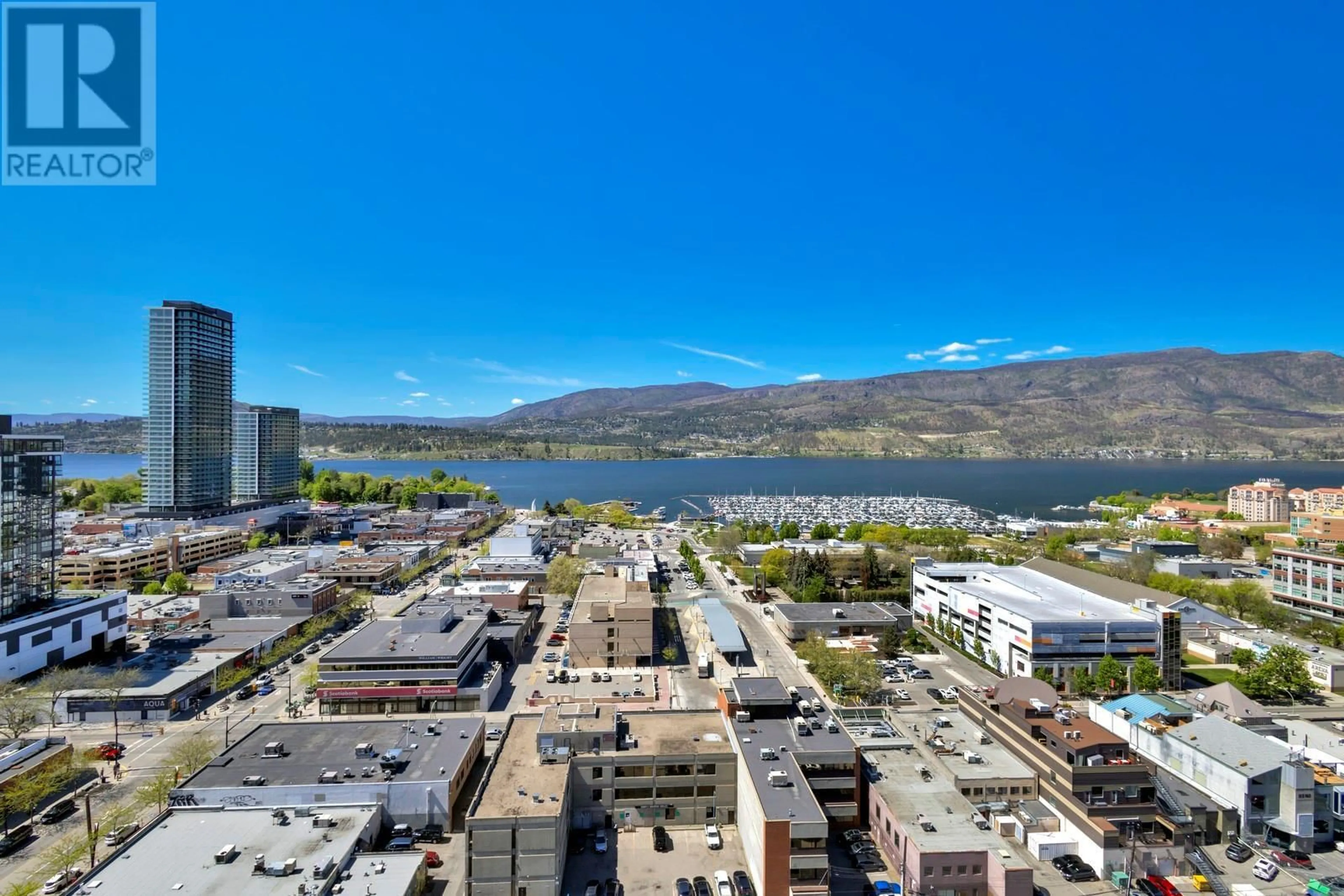 A pic from outside/outdoor area/front of a property/back of a property/a pic from drone, water/lake/river/ocean view for 2106 - 1471 ST PAUL STREET, Kelowna British Columbia V1Y2E4