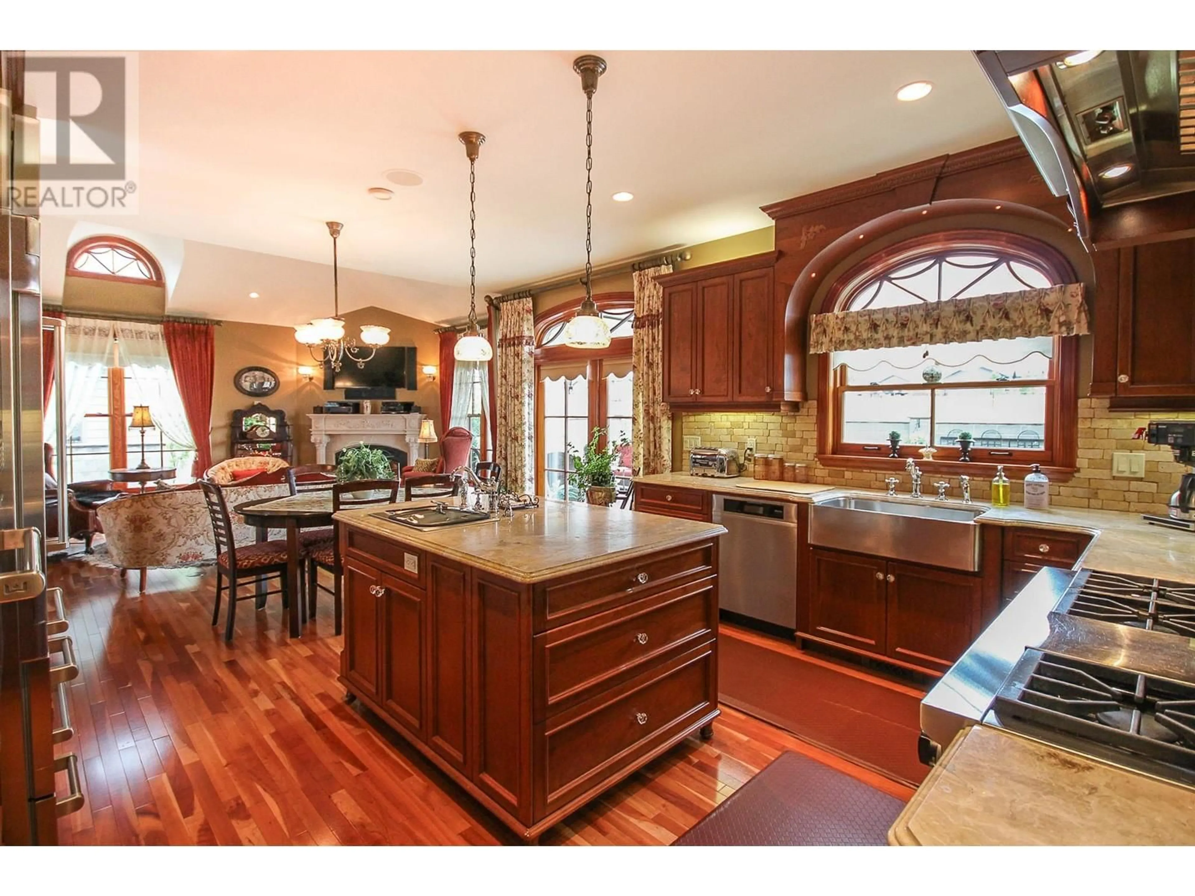 Open concept kitchen, unknown for 1829 86 AVENUE, Dawson Creek British Columbia V1G0C8