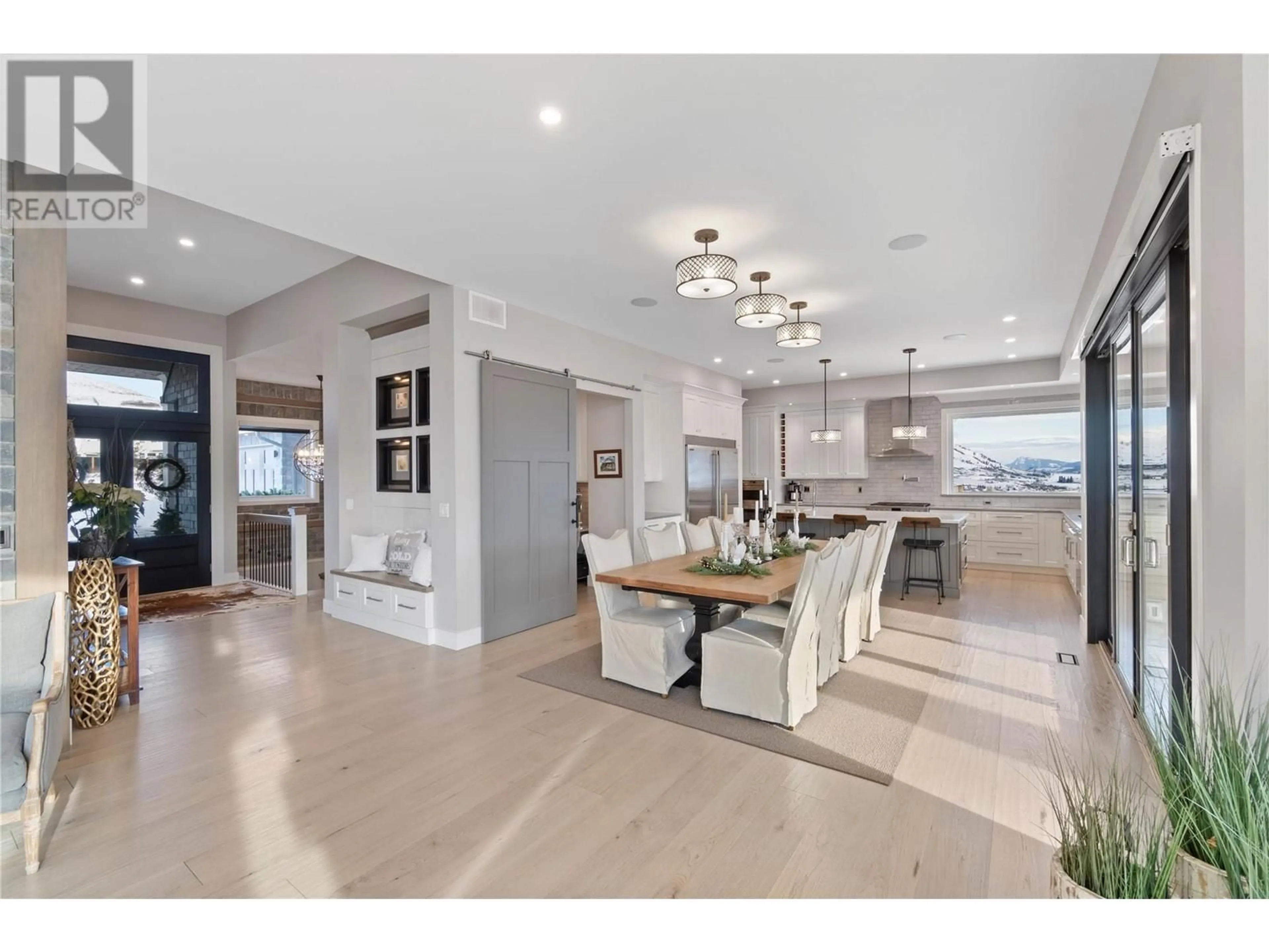Open concept kitchen, unknown for 608 MT IDA CRESCENT, Coldstream British Columbia V1B3Z6