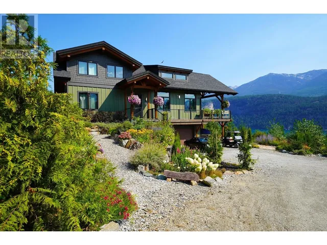26 BIRCHGROVE BEND, Kaslo 3