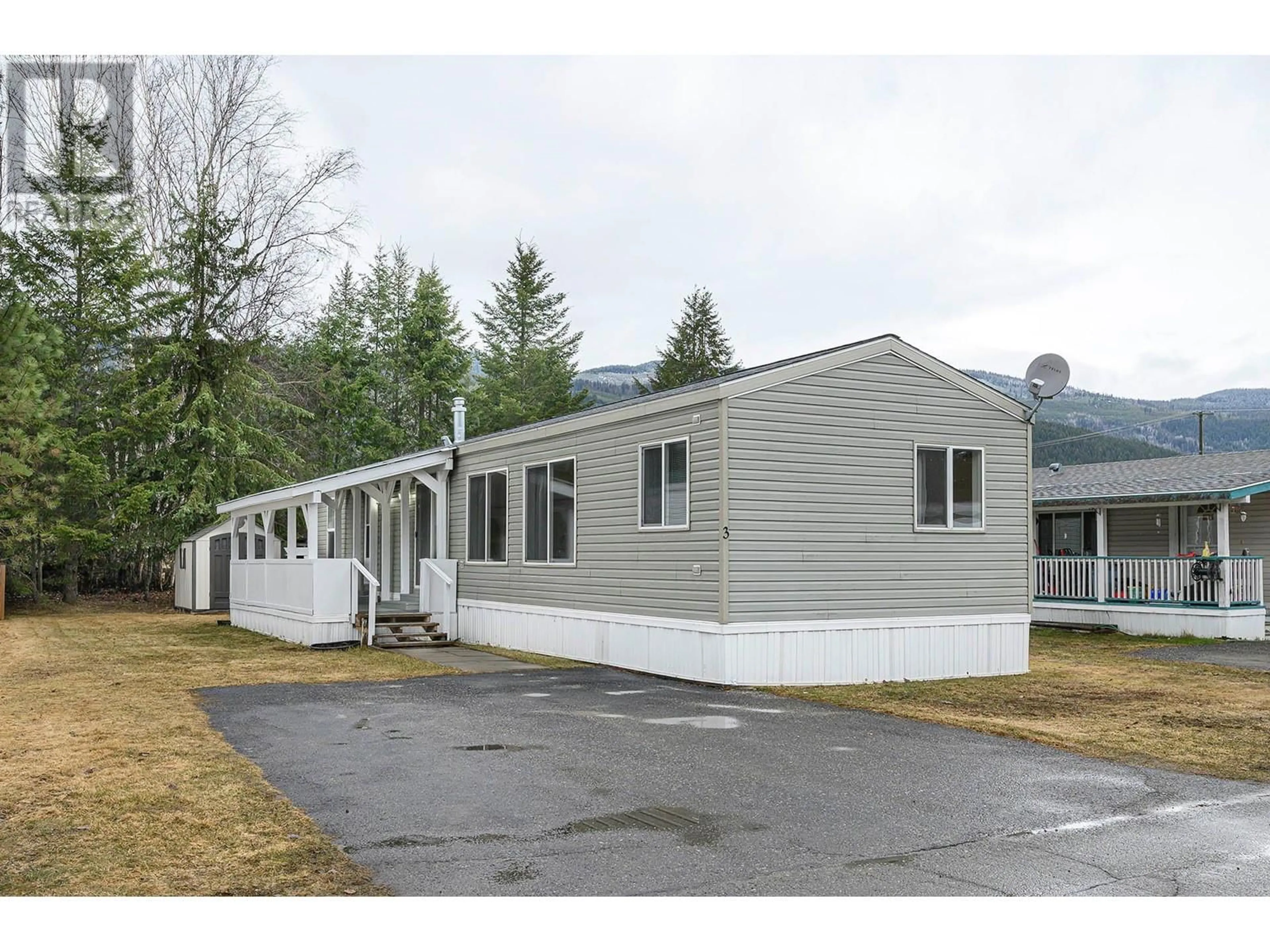 Home with vinyl exterior material, unknown for 3 - 130 FERRY ROAD, Clearwater British Columbia V0E1N3