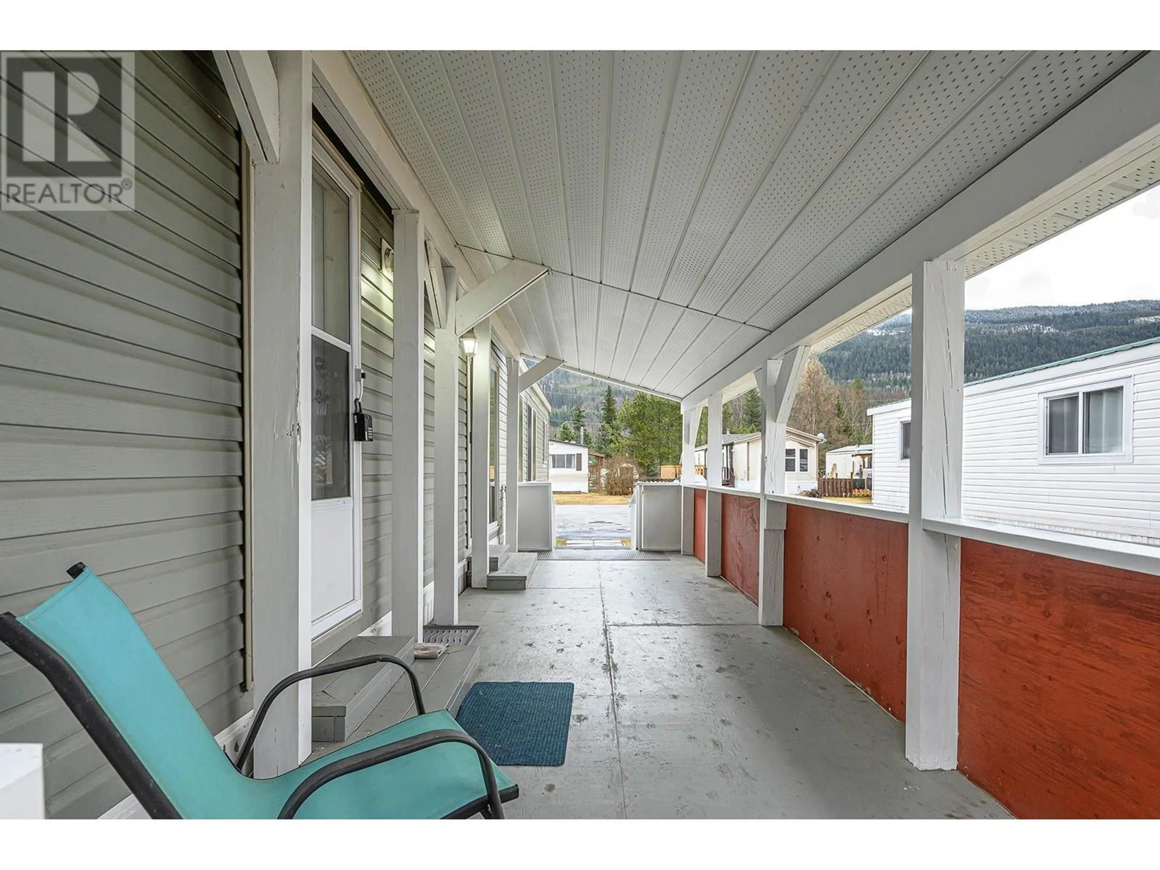 Patio, street for 3 - 130 FERRY ROAD, Clearwater British Columbia V0E1N3