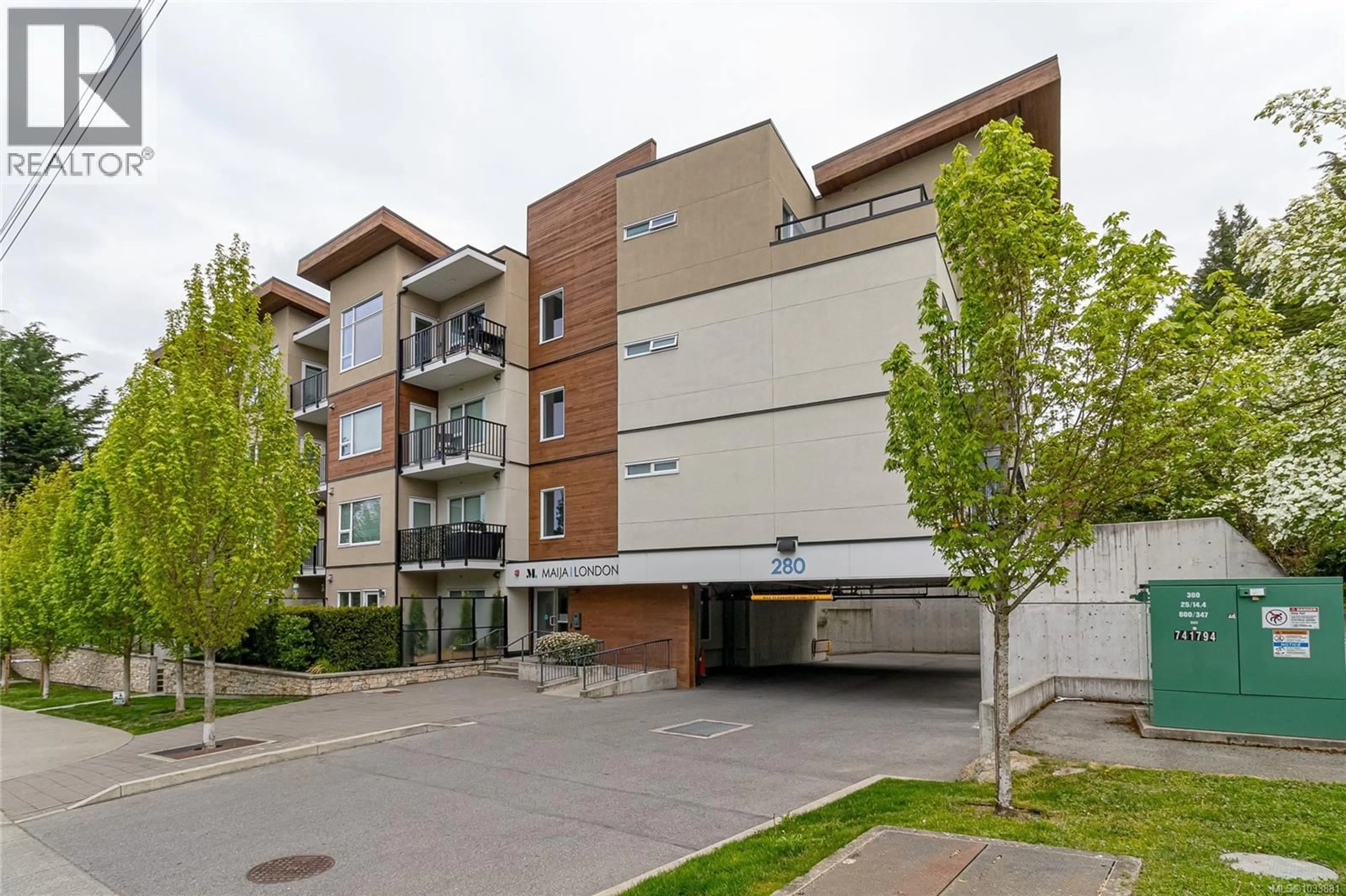 Patio, street for 106 - 280 ISLAND HIGHWAY, View Royal British Columbia V9B1G5