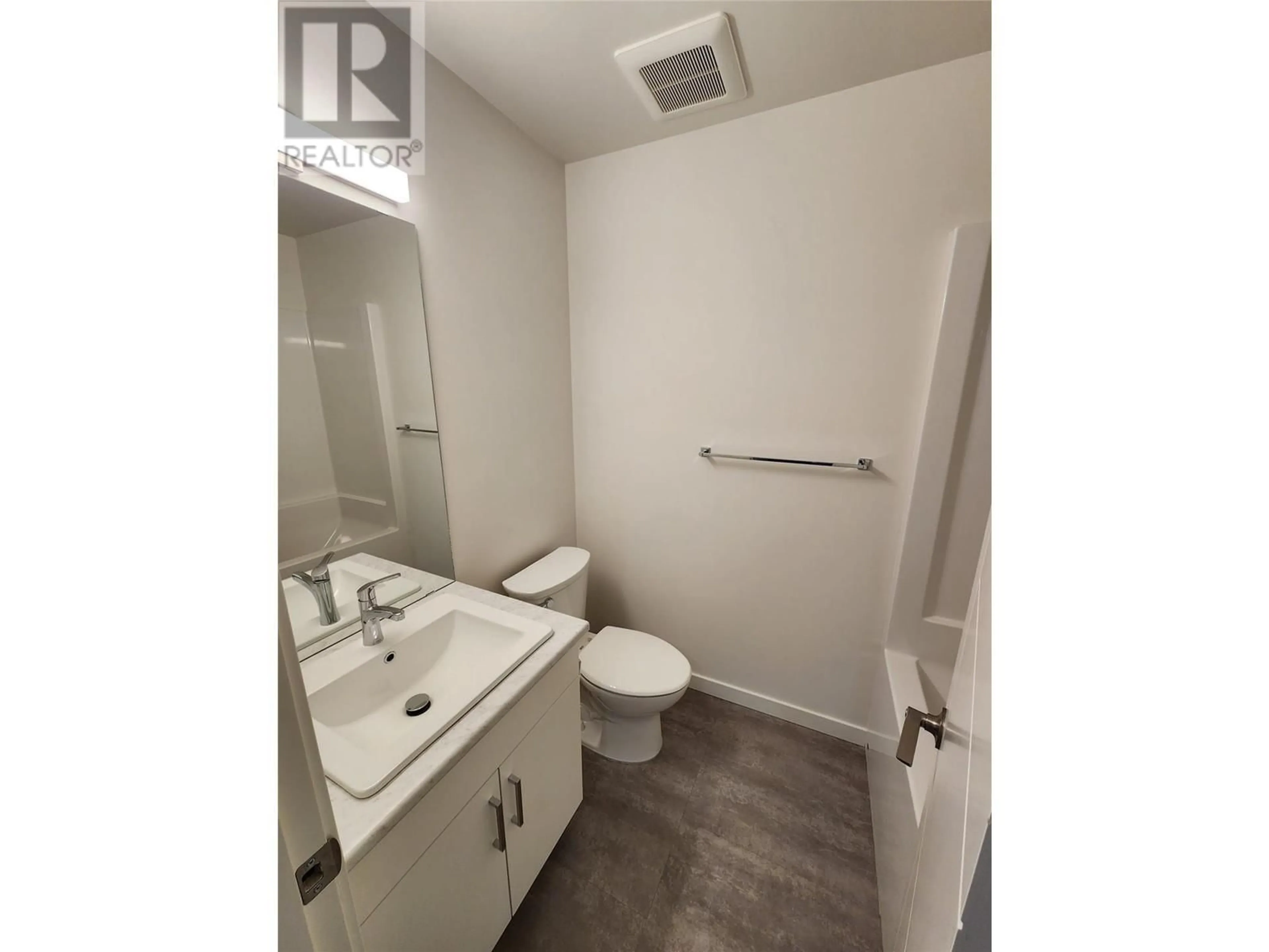 A pic of a room for 304 - 2345 BUTT ROAD, West Kelowna British Columbia V4T1N6