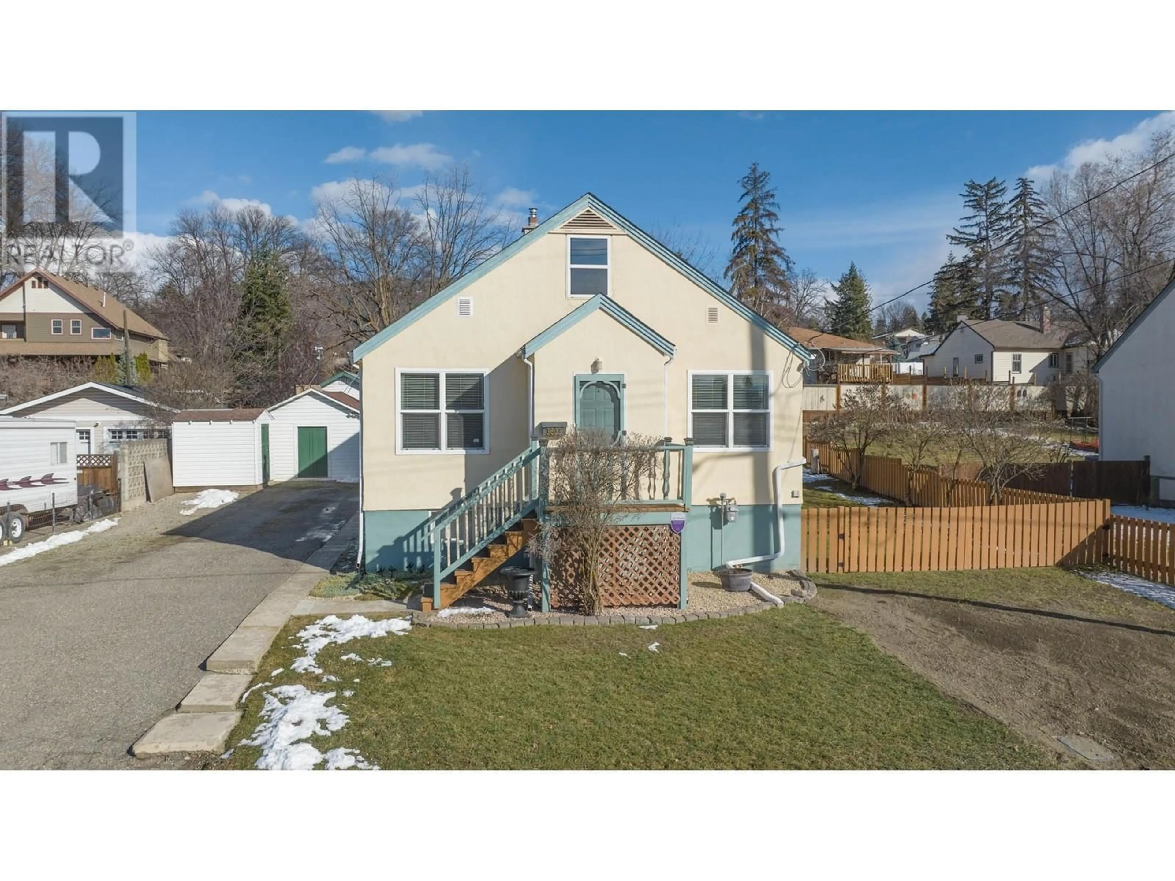 A pic from outside/outdoor area/front of a property/back of a property/a pic from drone, street for 3603 23 STREET, Vernon British Columbia V1T4K2