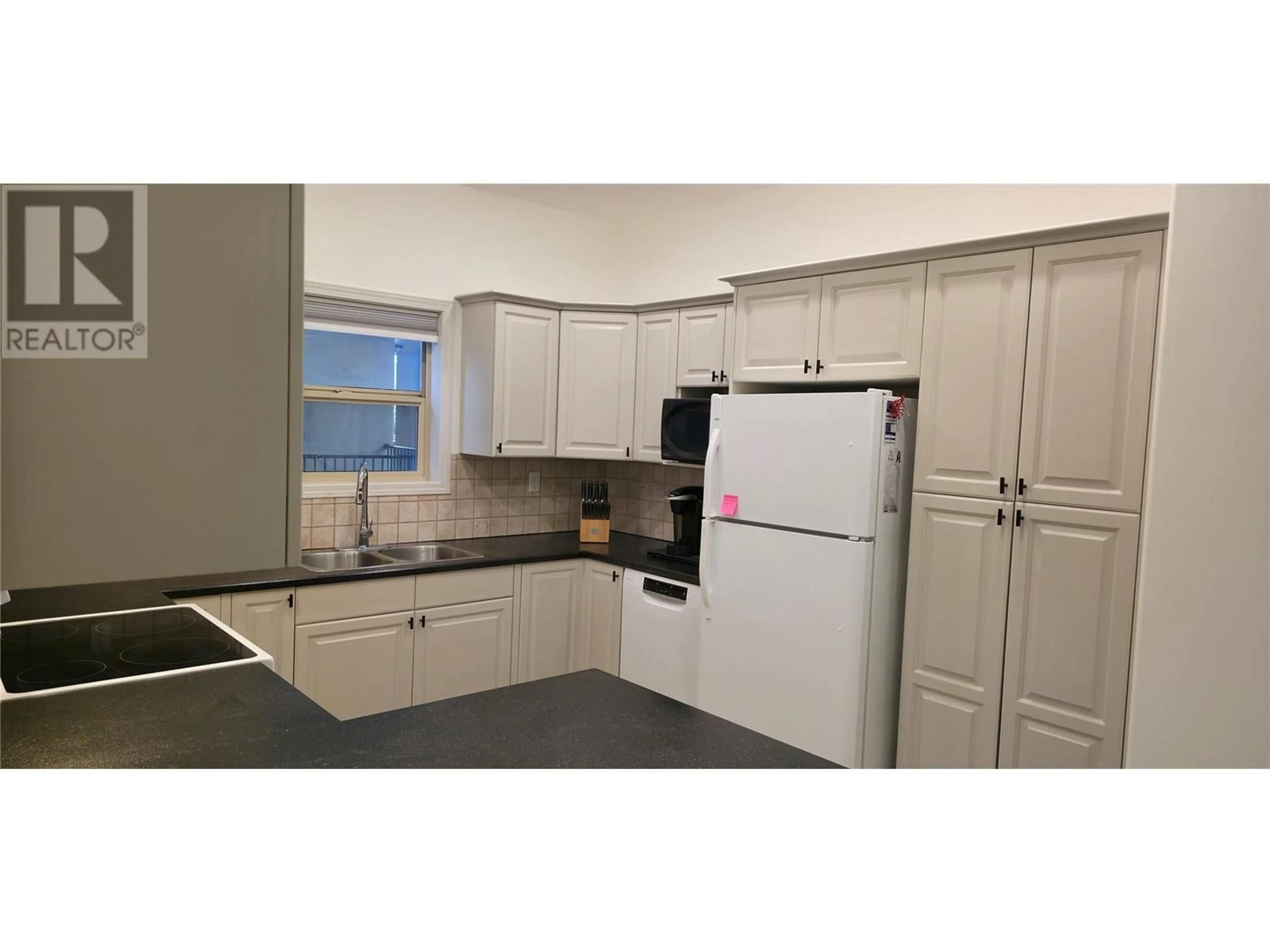 Standard kitchen, unknown for 206 - 15 SOLANA KEY COURT, Osoyoos British Columbia V0H1V3