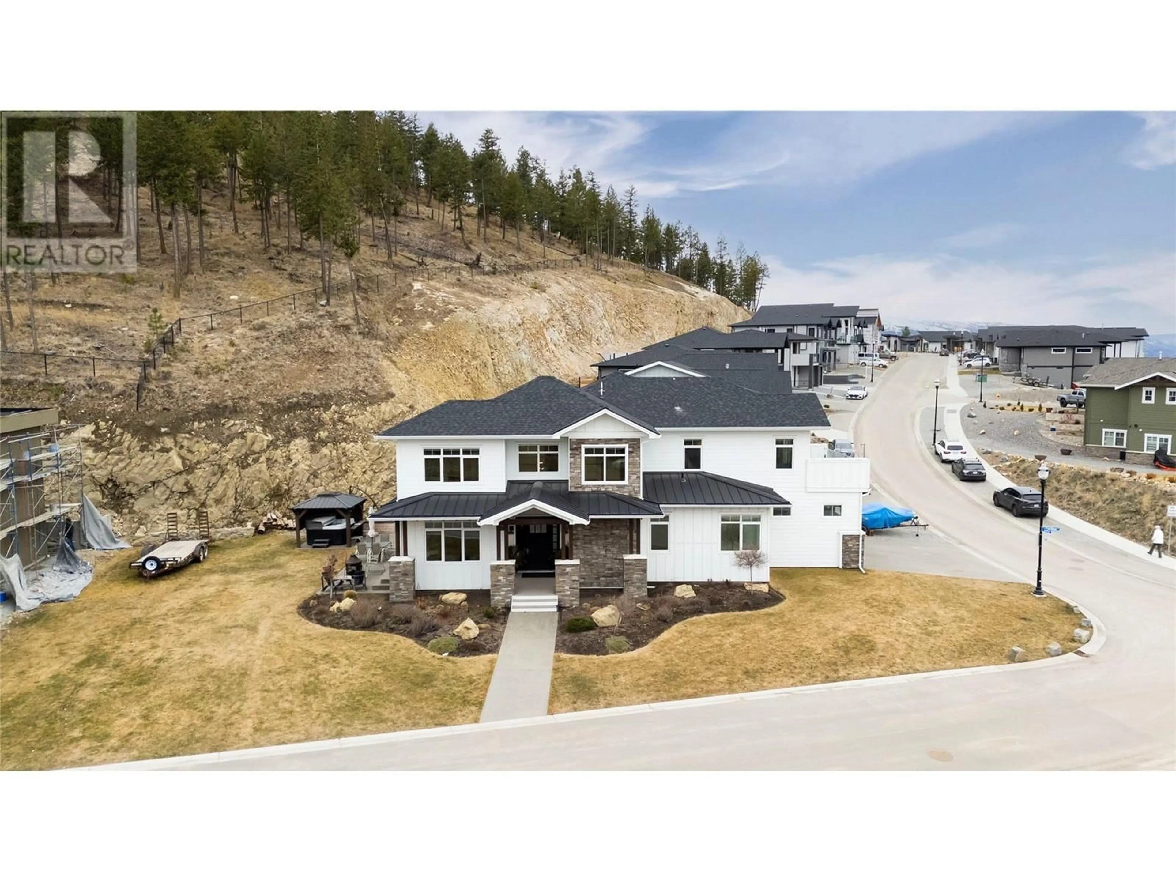 A pic from outside/outdoor area/front of a property/back of a property/a pic from drone, mountain view for 2191 LAVETTA DRIVE, Kelowna British Columbia V1P1V1