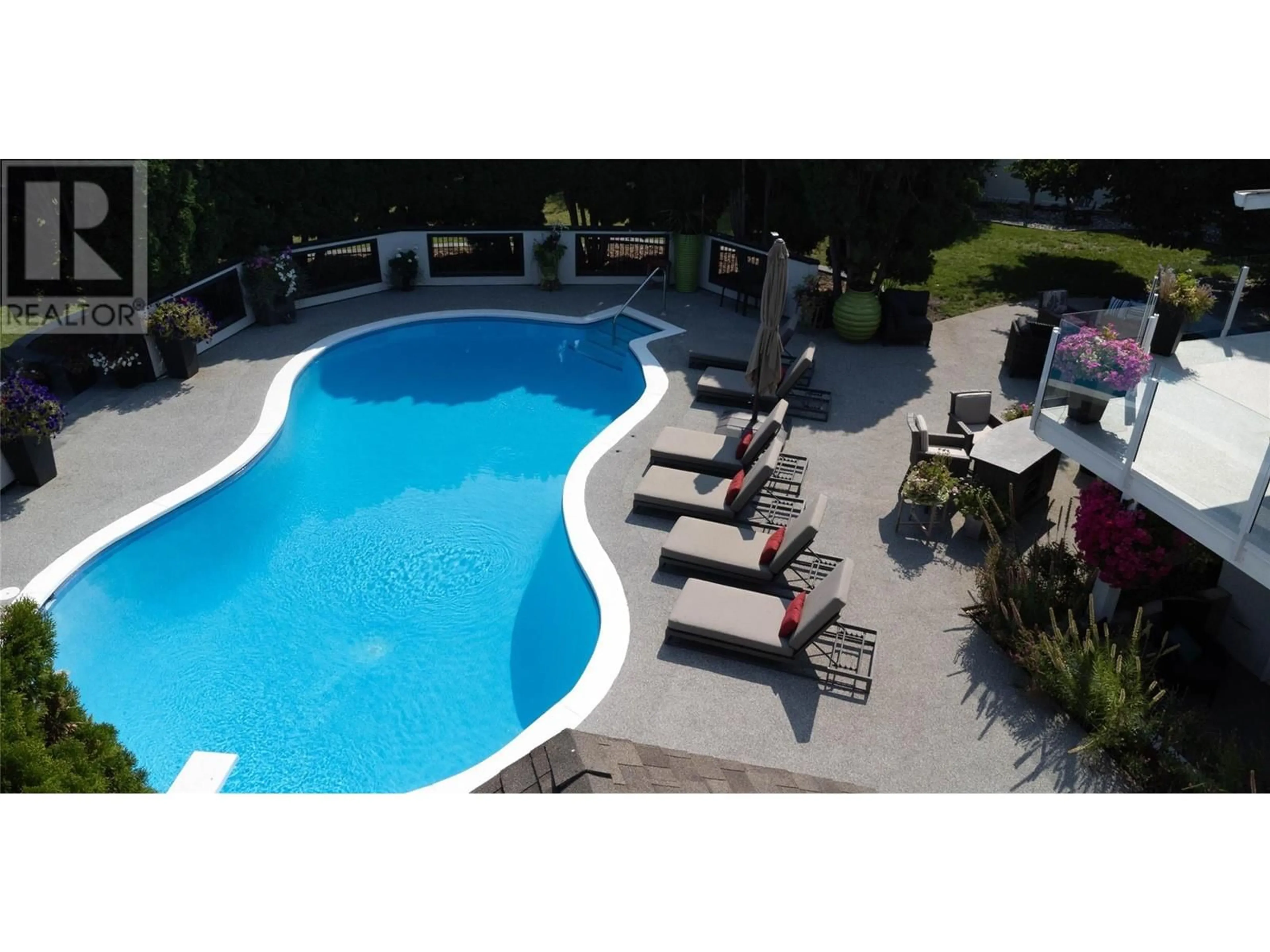 Pool for 771 TORRS ROAD, Kelowna British Columbia V1W1B4