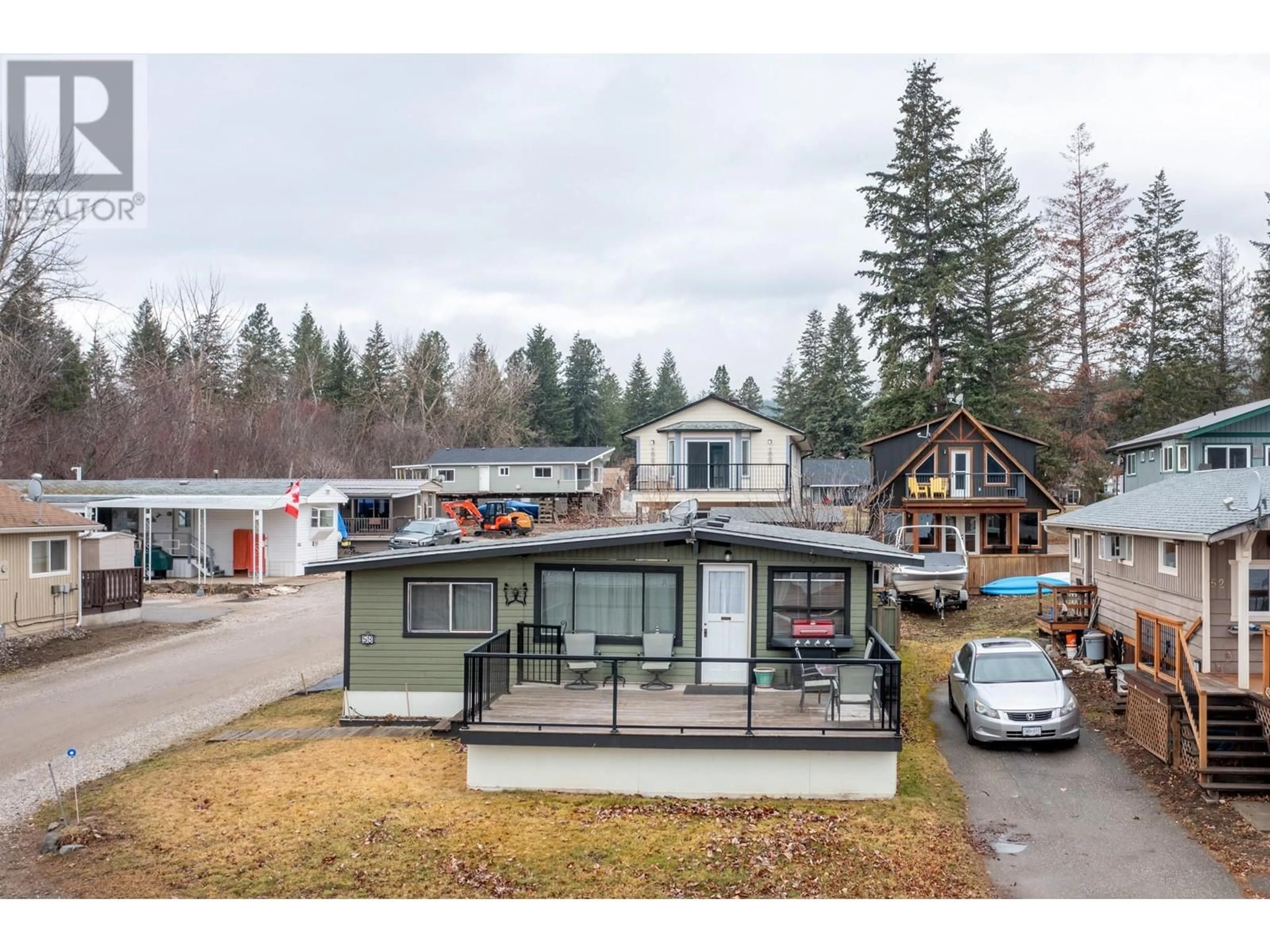 Home with vinyl exterior material, unknown for 53 LAKESHORE DRIVE, Vernon British Columbia V1H2A1