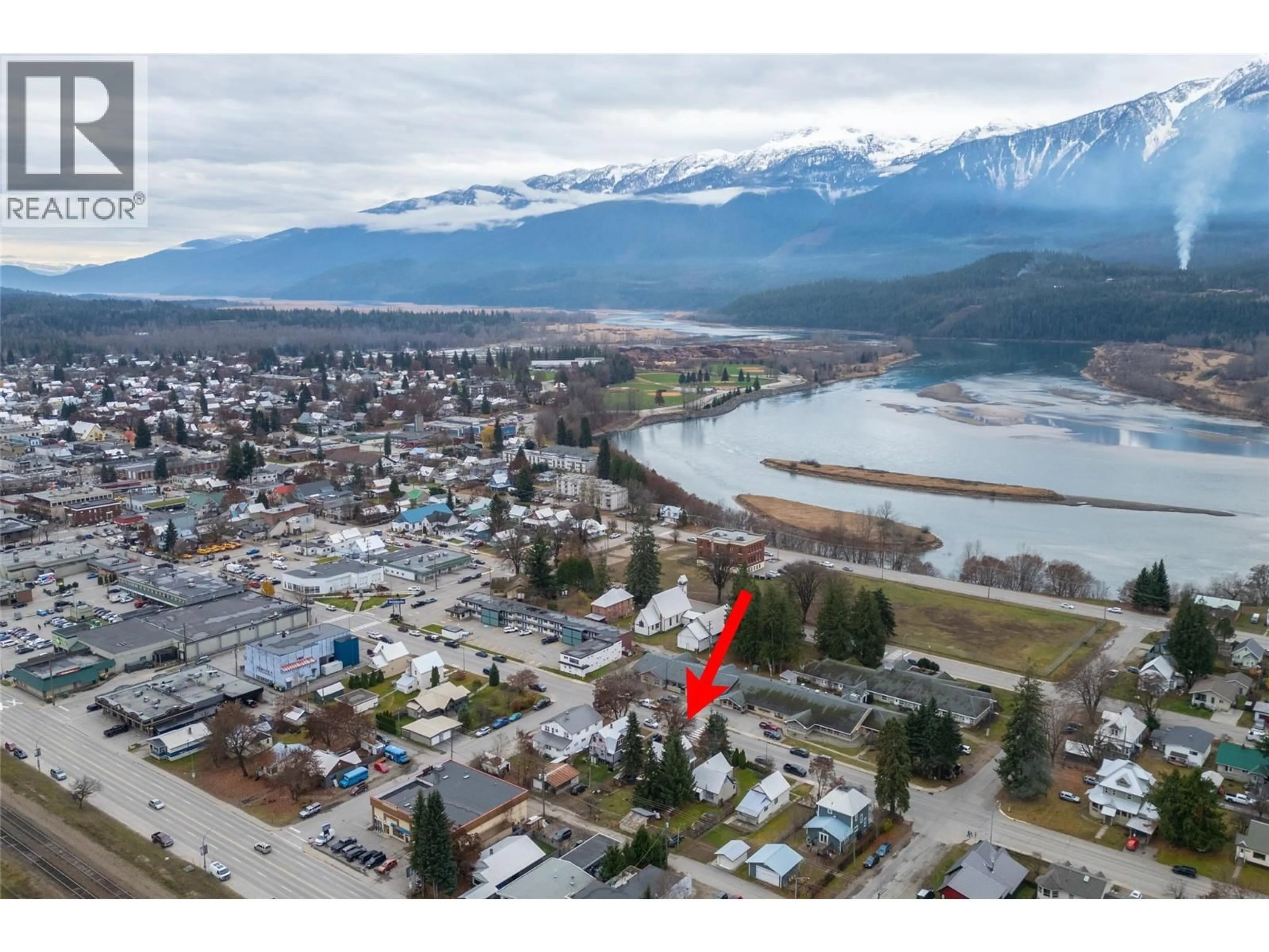 A pic from outside/outdoor area/front of a property/back of a property/a pic from drone, mountain view for 710 FIRST STREET WEST, Revelstoke British Columbia V0E2S0