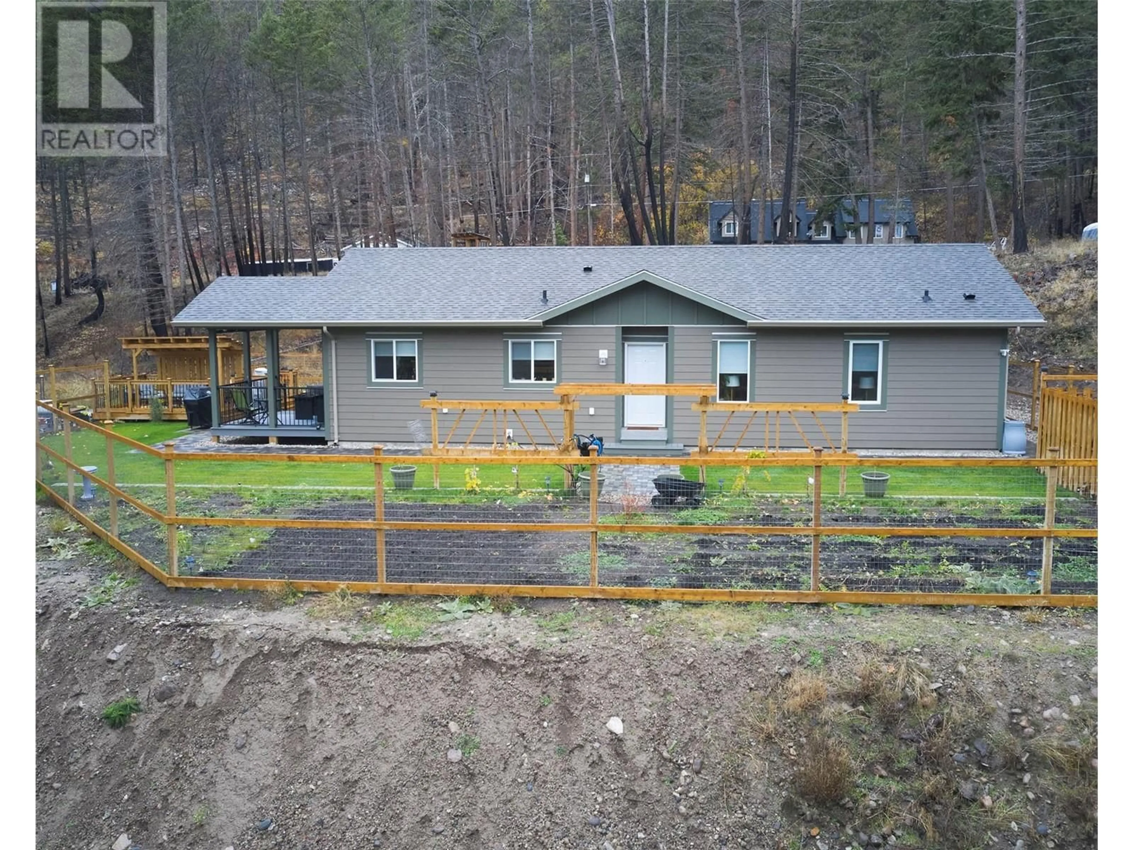 A pic from outside/outdoor area/front of a property/back of a property/a pic from drone, unknown for 9468 HOUGHTON ROAD, Vernon British Columbia V1H2C9