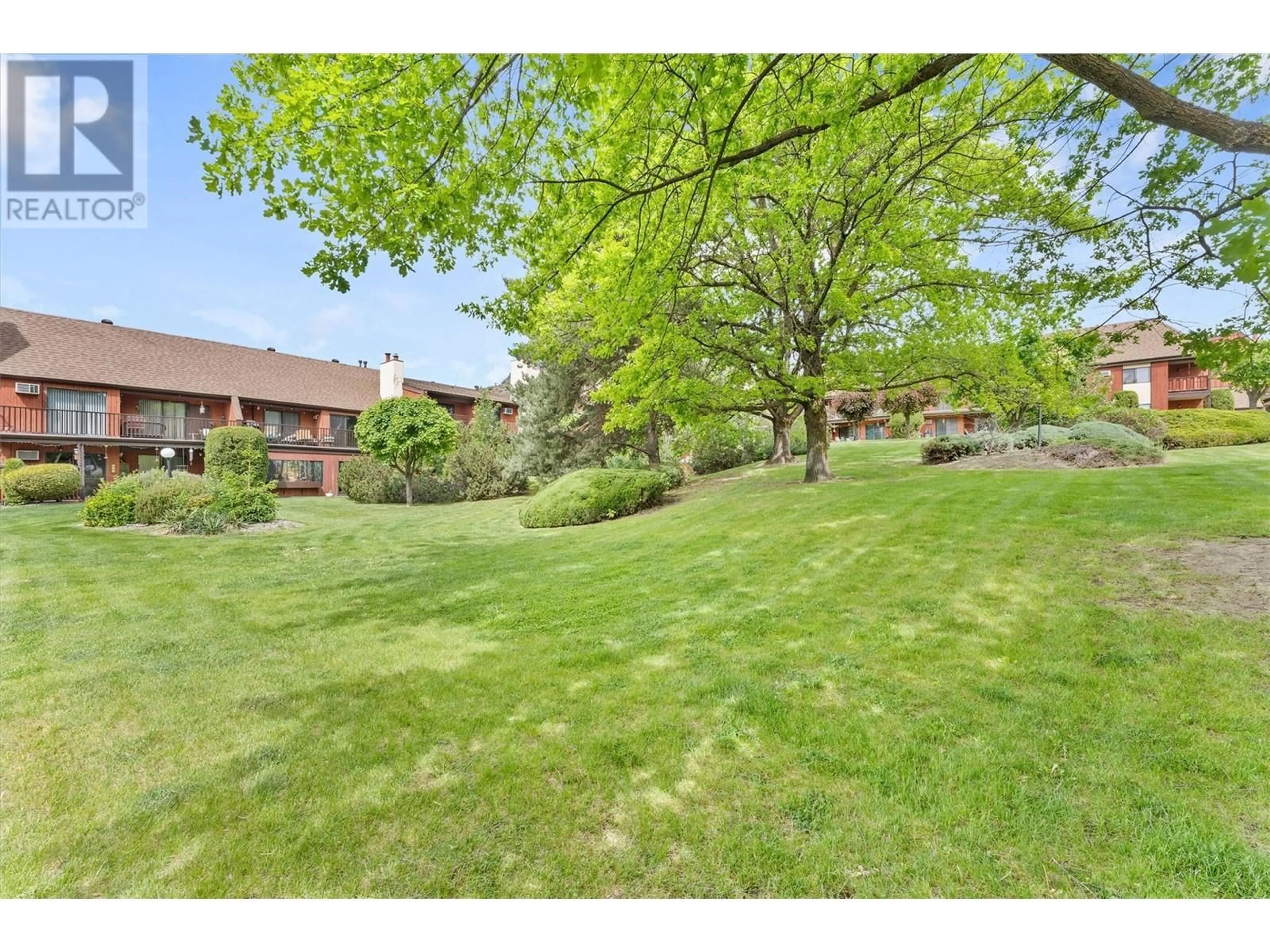 A pic from outside/outdoor area/front of a property/back of a property/a pic from drone, unknown for 211 - 3020 ALLENBY WAY, Vernon British Columbia V1T8L4