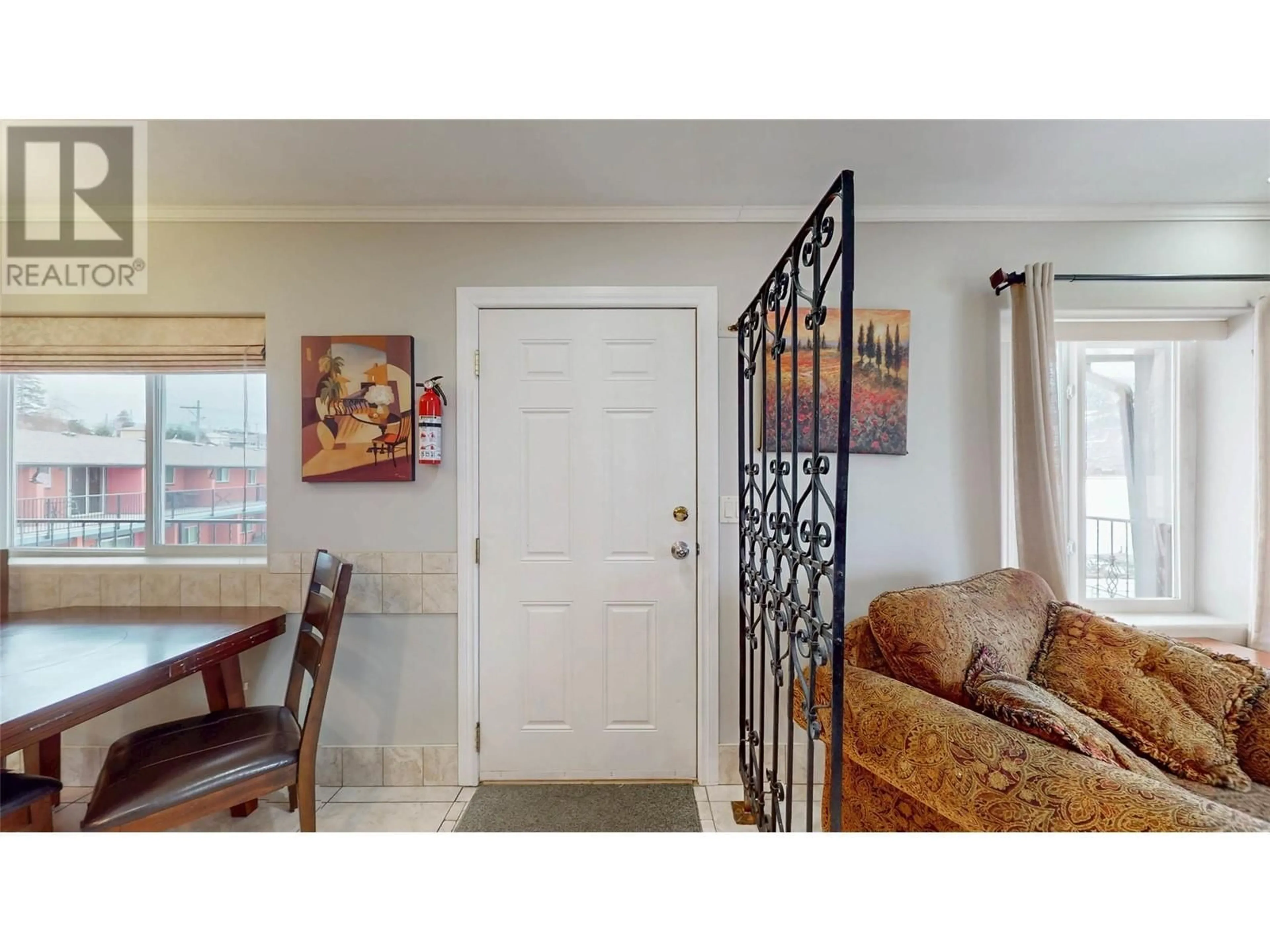 Indoor entryway for 500 - 5815 OLEANDER (SL 46) DRIVE, Osoyoos British Columbia V0H1V1
