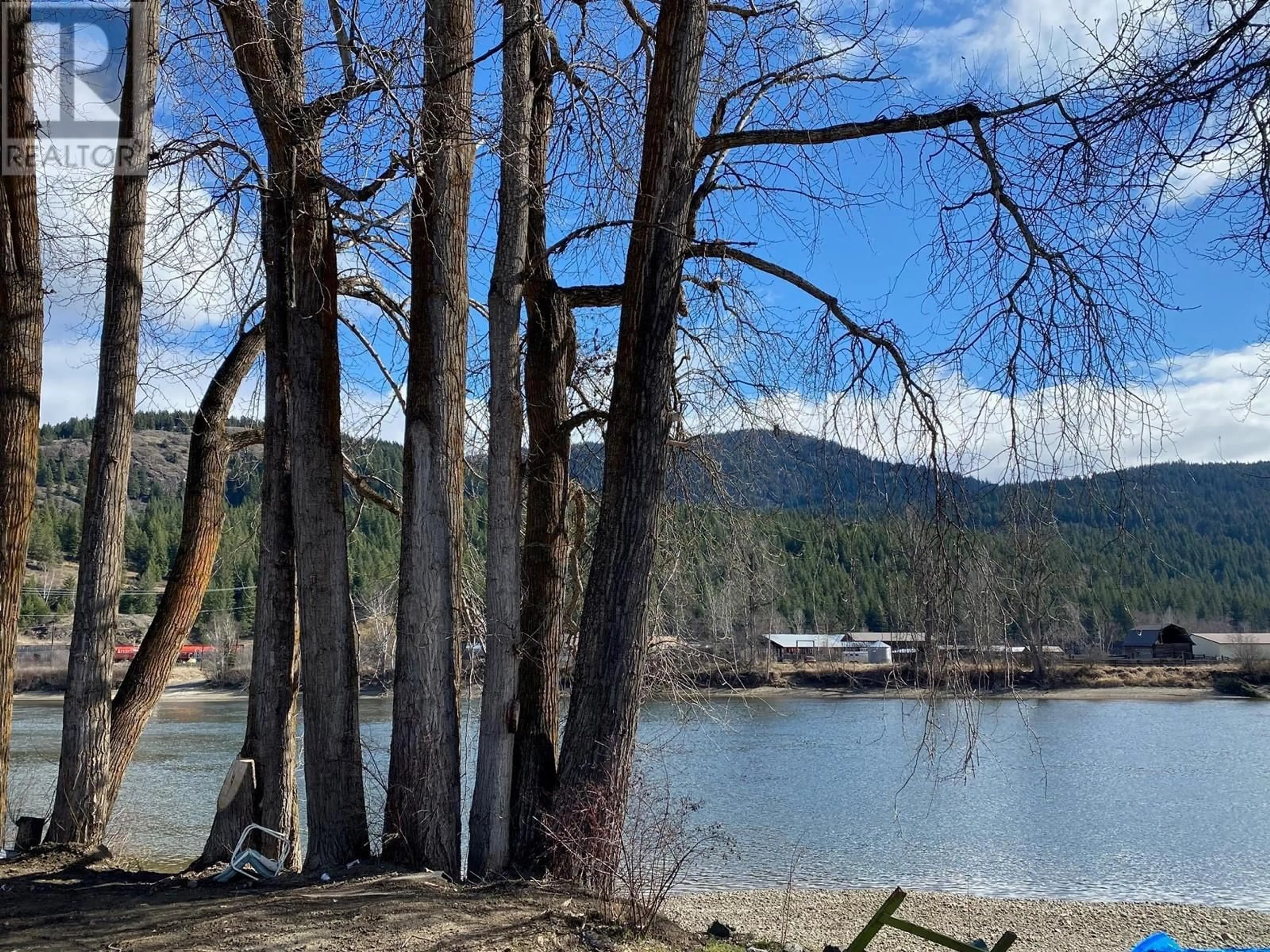 Patio, water/lake/river/ocean view for 9844-9840 MCGARRIGLE STREET, Little Fort British Columbia V0E2C0