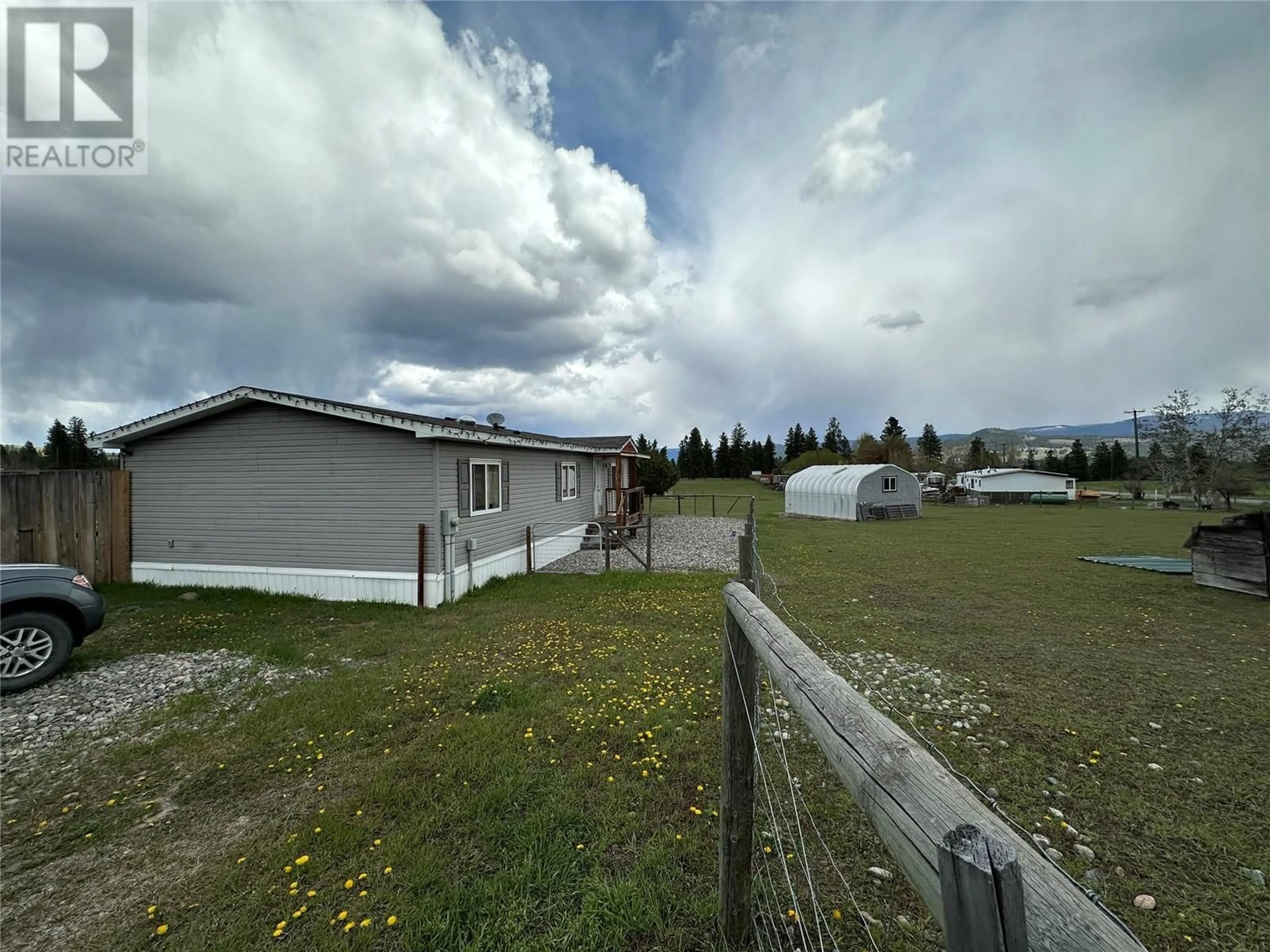 A pic from outside/outdoor area/front of a property/back of a property/a pic from drone, mountain view for 224 COALMONT ROAD, Princeton British Columbia V0X1W0