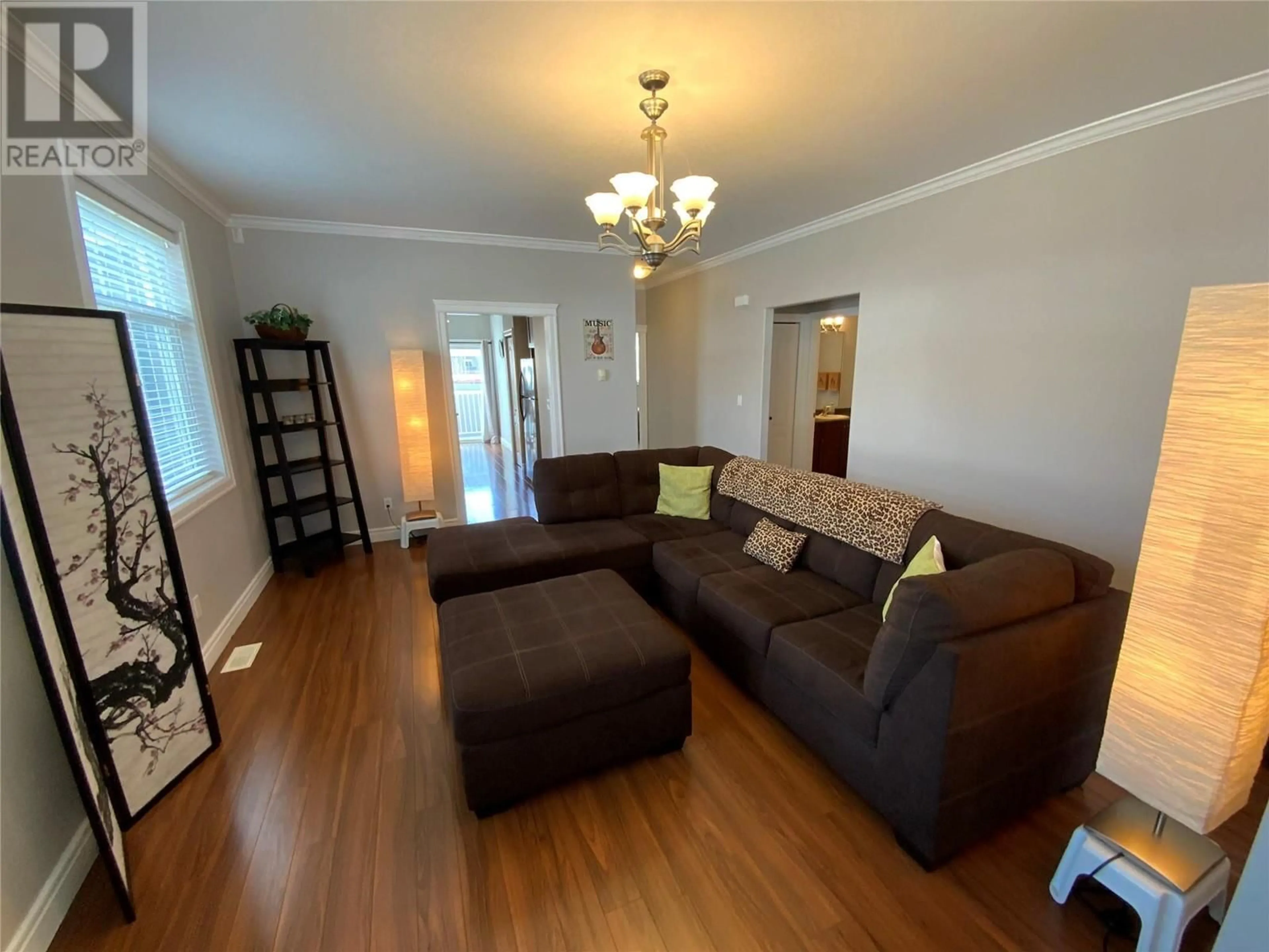 Living room with furniture, unknown for 101 - 3011 SOUTH MAIN STREET, Penticton British Columbia V2A5J7